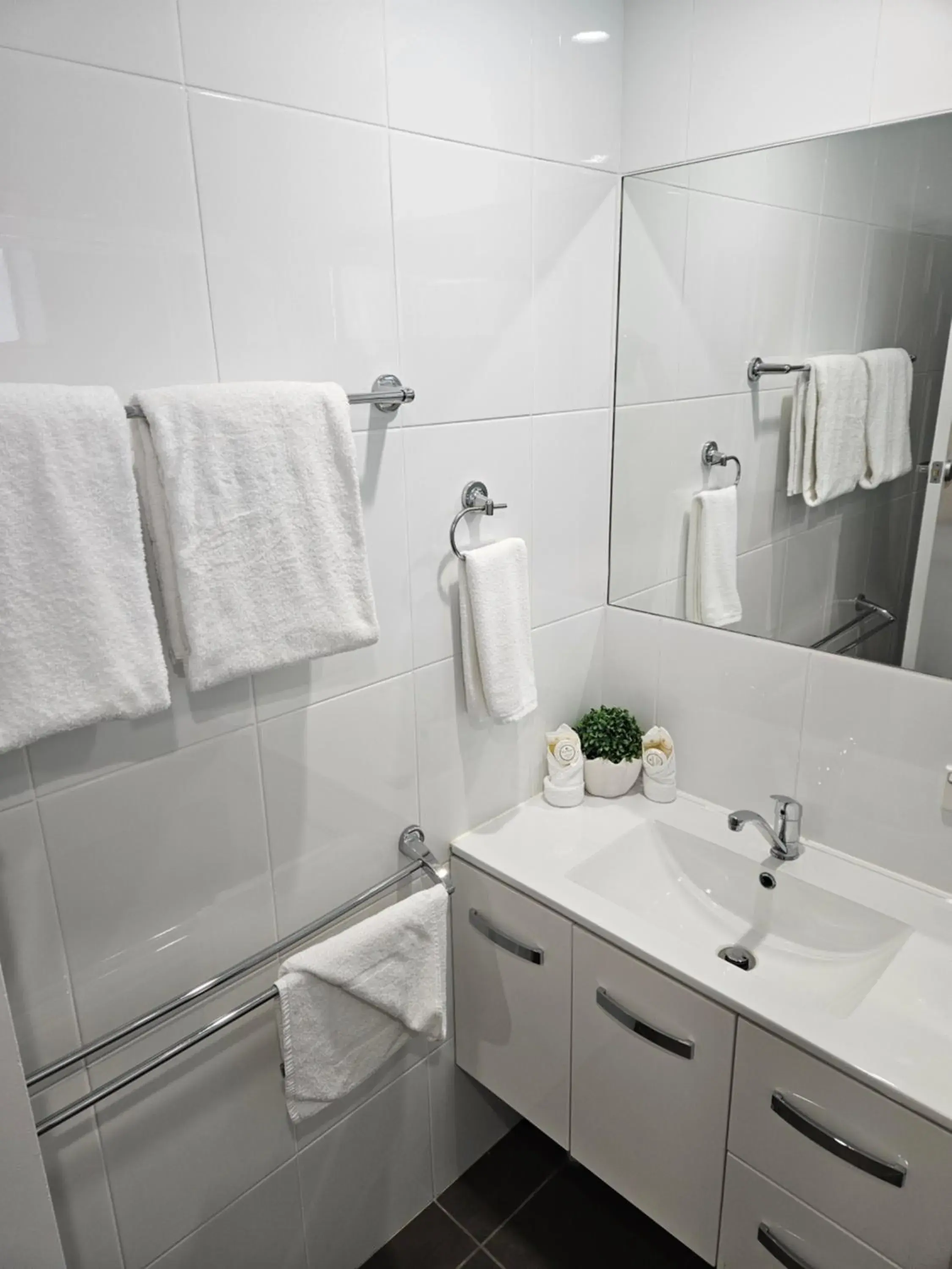 Deluxe Double Room in Ballina Colonial Motel Deluxe Double Room in Ballina Colonial Motel