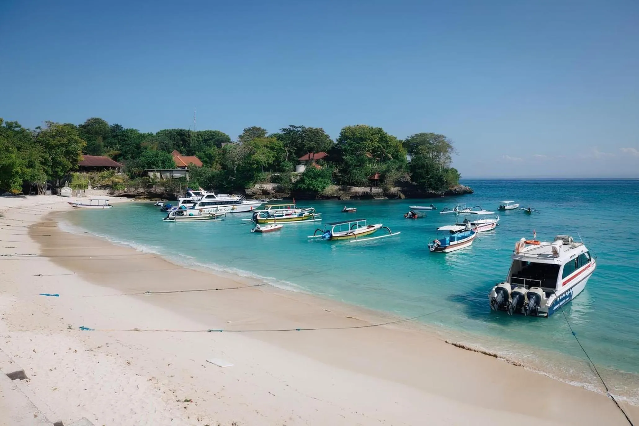 Neighbourhood in Bale Gede Lembongan