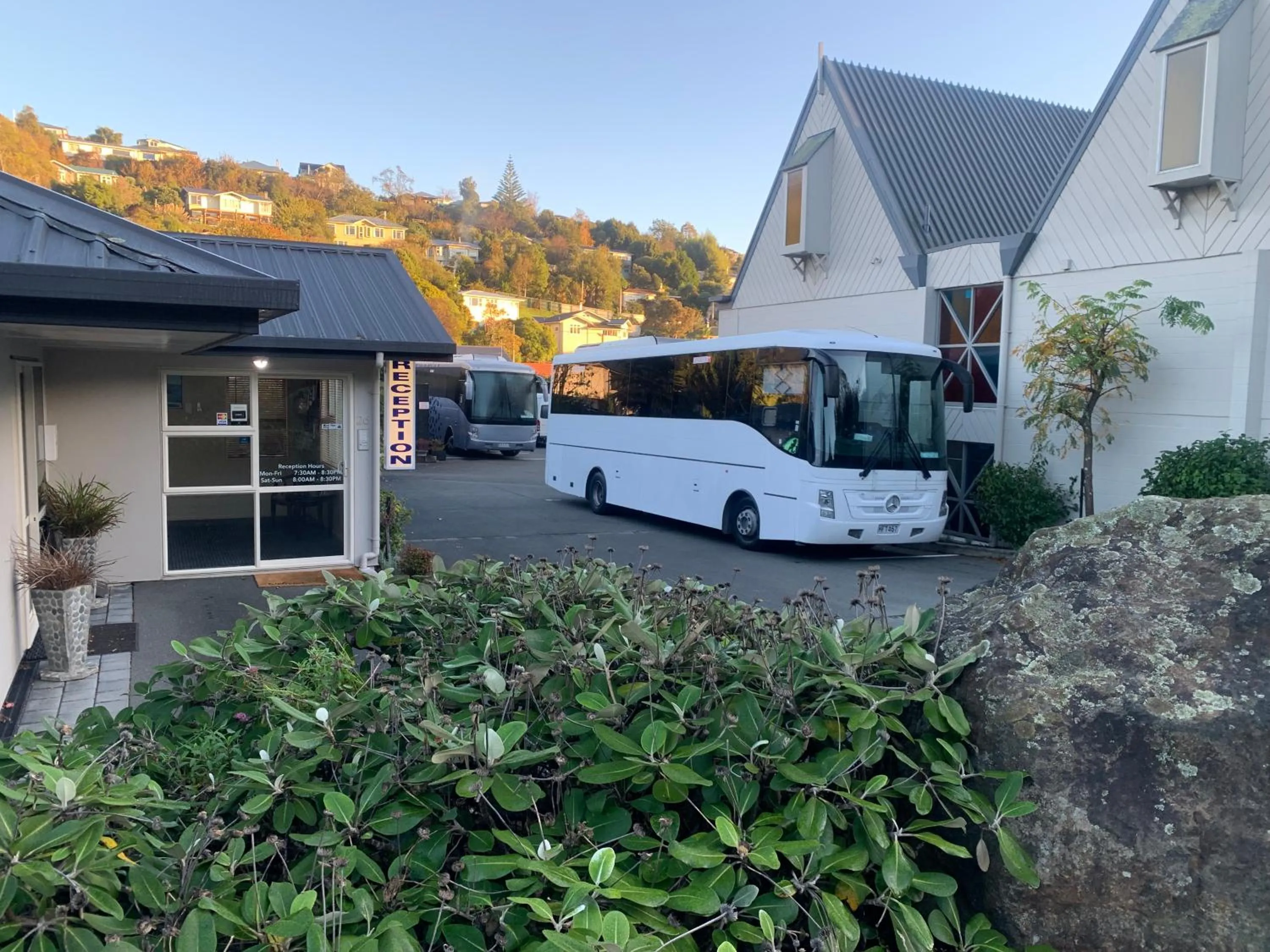 Parking in Admirals Motor Inn