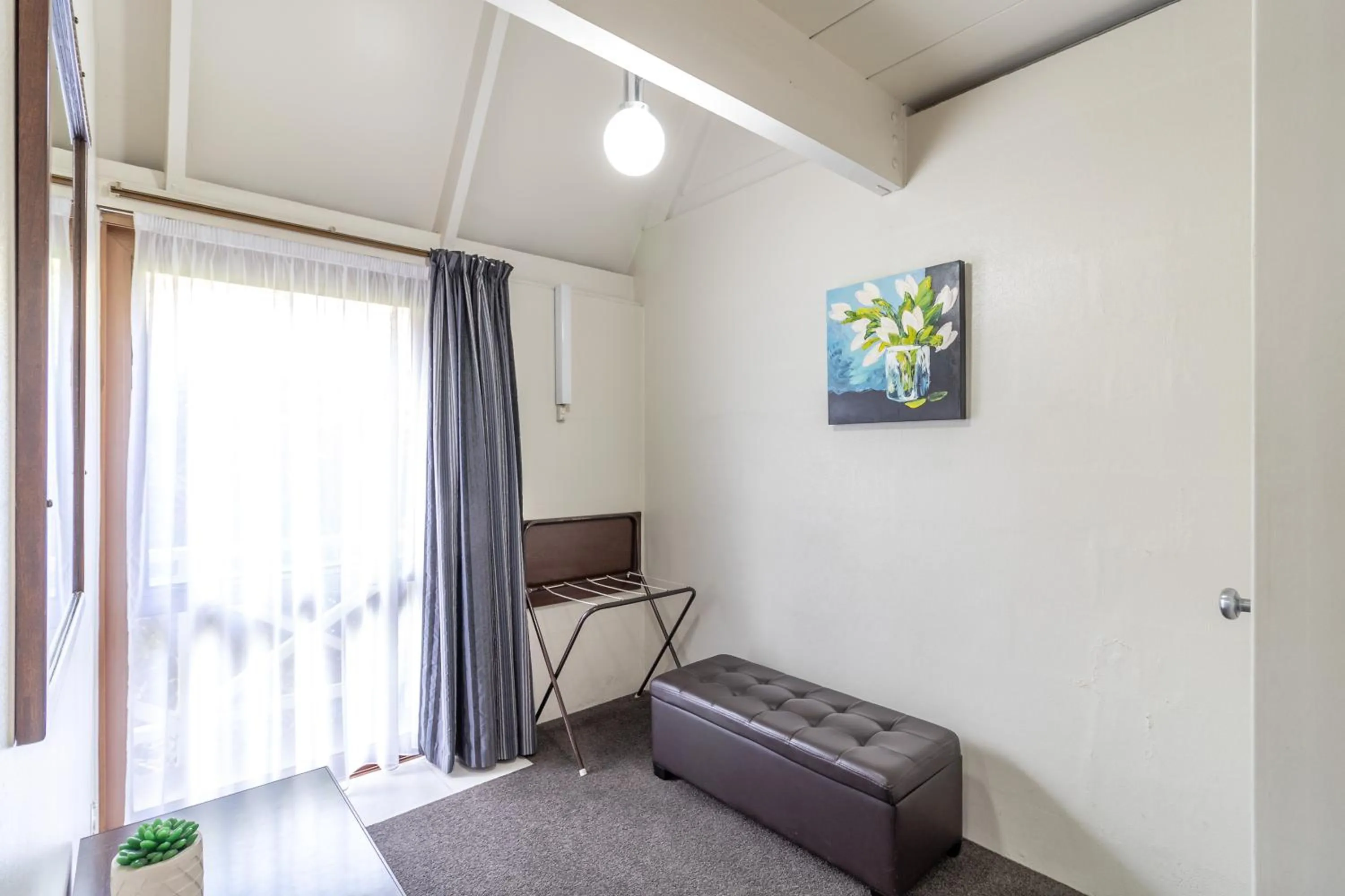 Other, Bed in Admirals Motor Inn