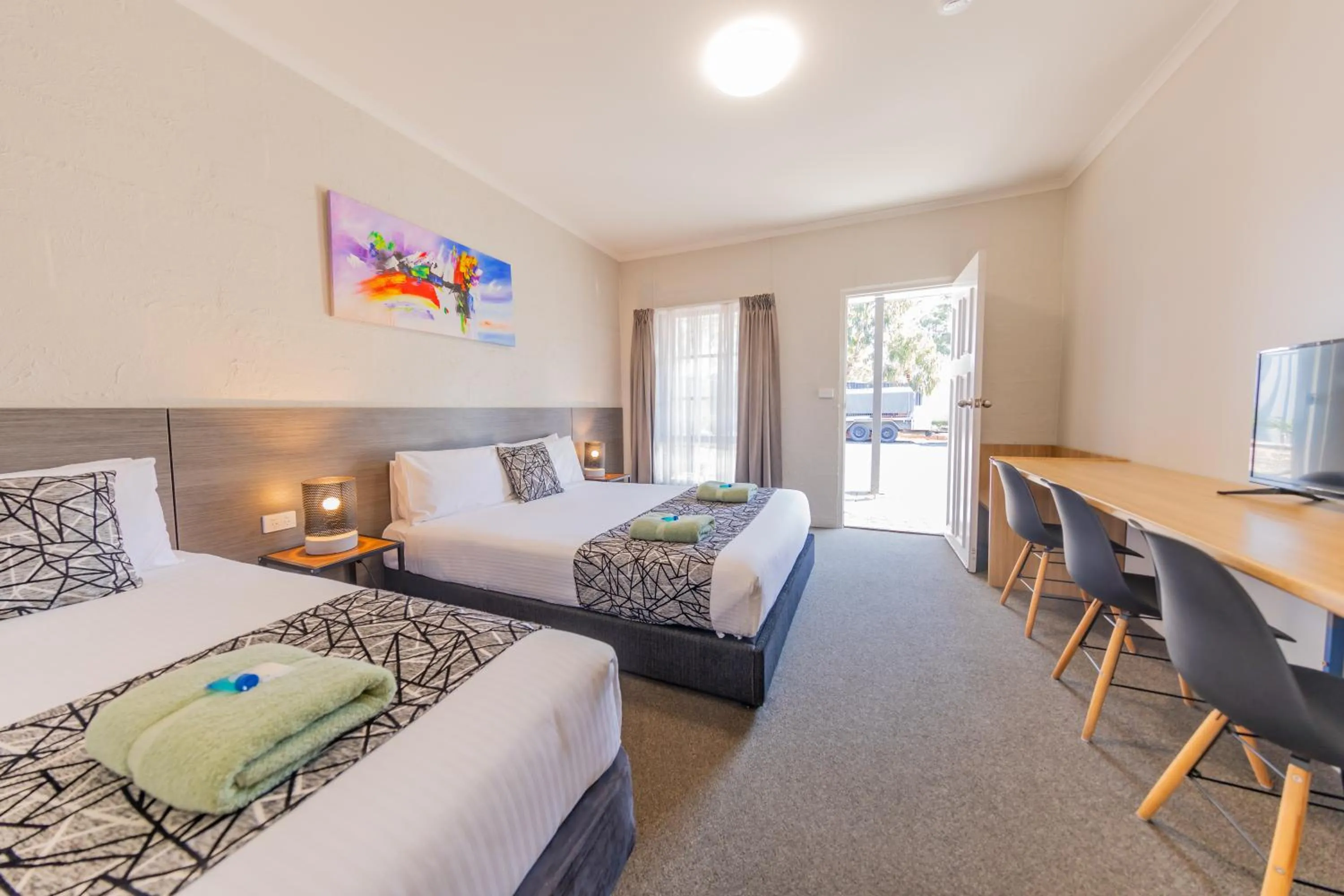 Living room, Bed in Coachman's Eden