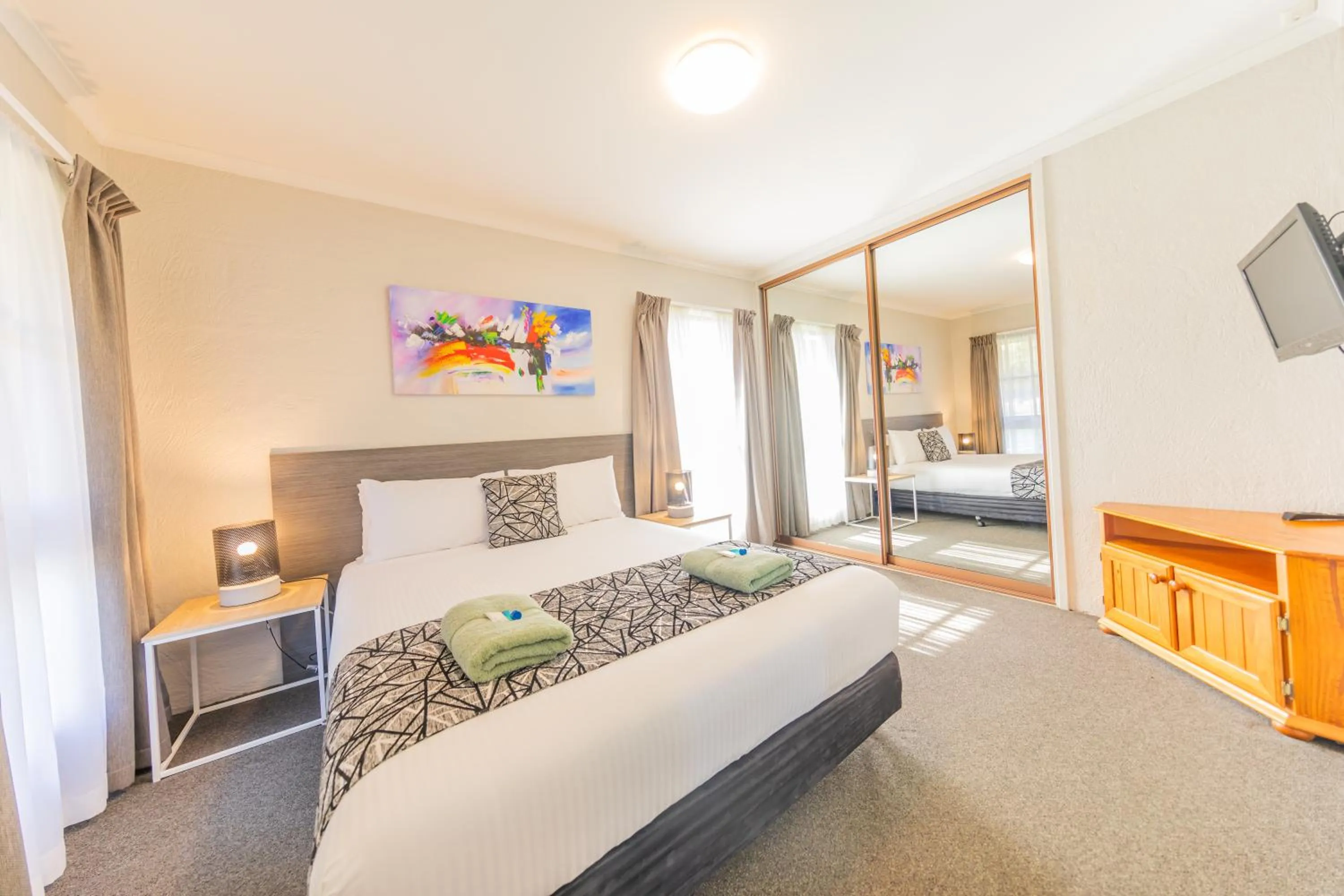 Bedroom, Bed in Coachman's Eden