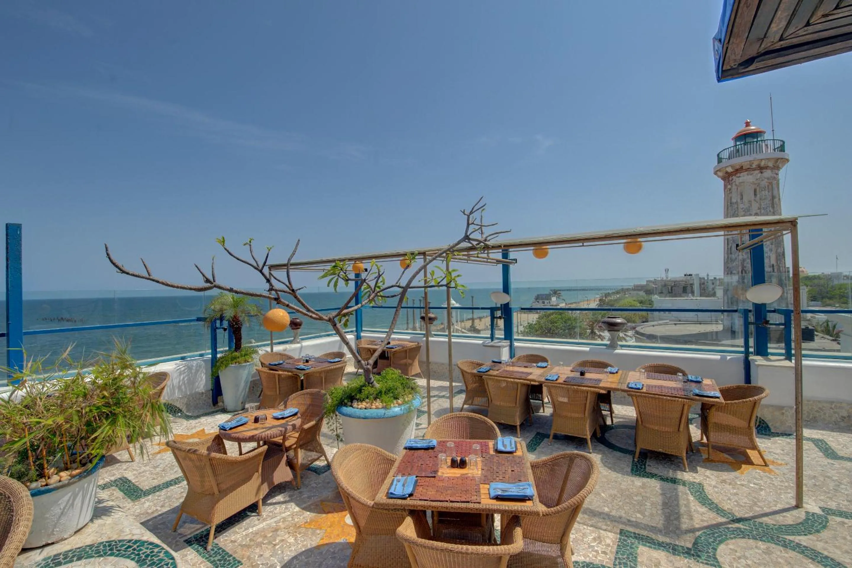 Restaurant/places to eat in The Promenade