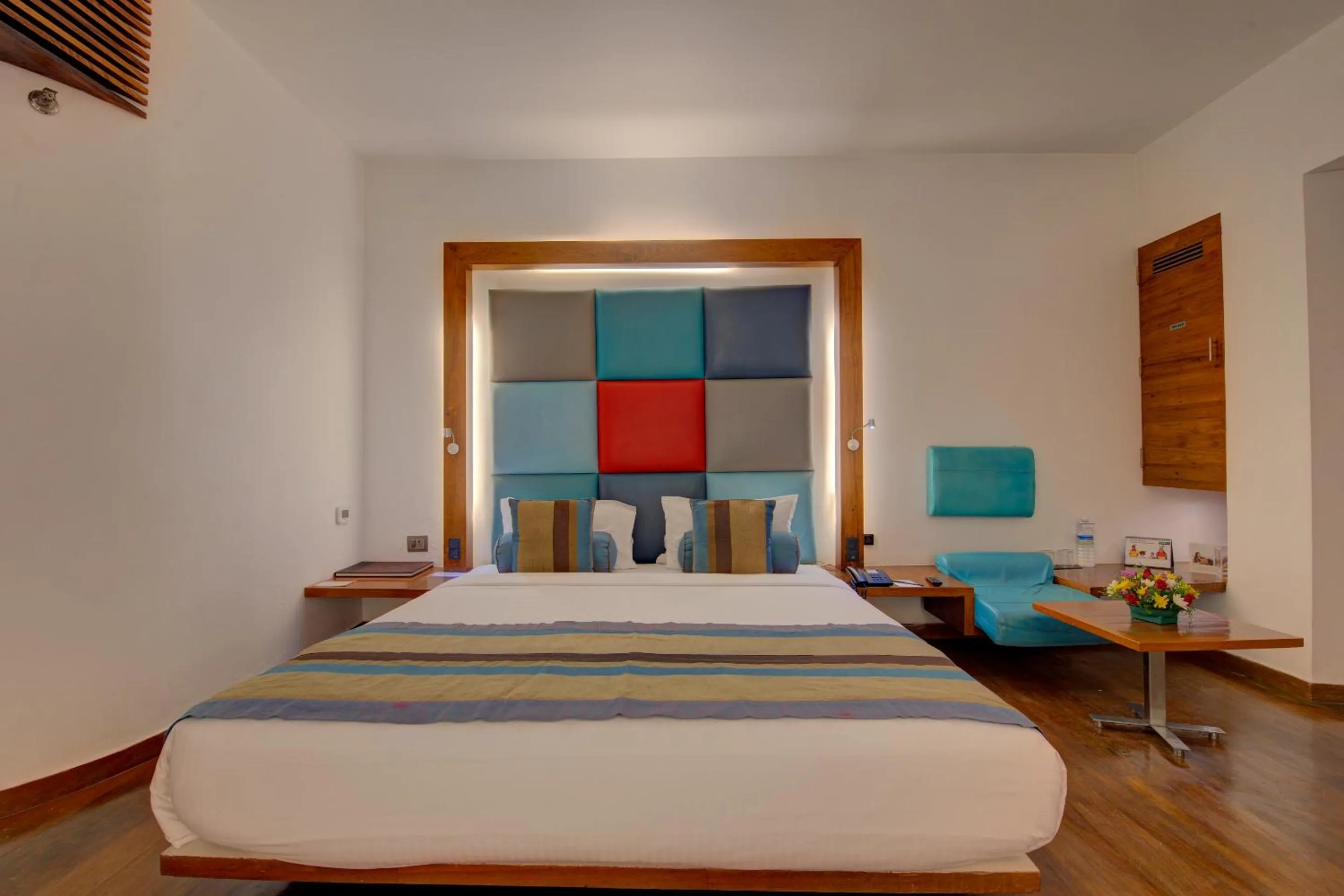 Bedroom, Bed in The Promenade