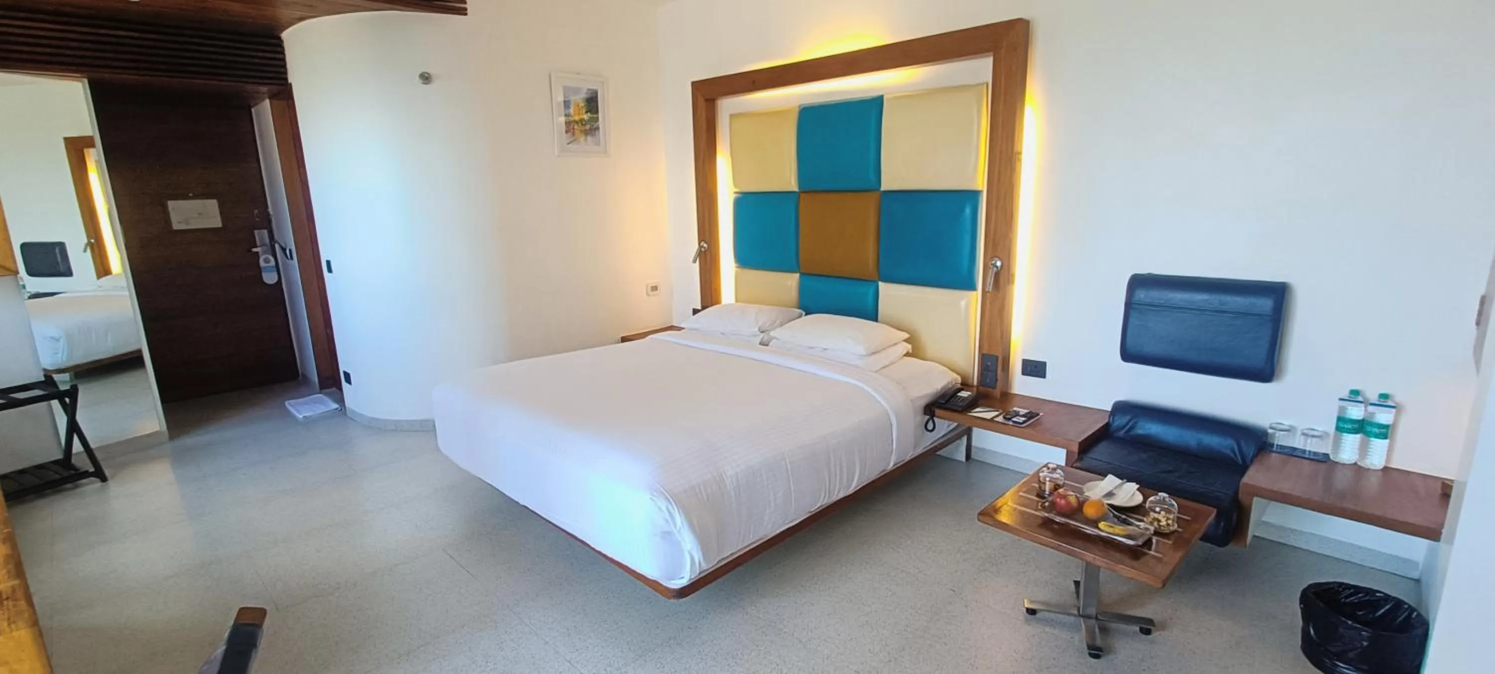 Bedroom, Bed in The Promenade