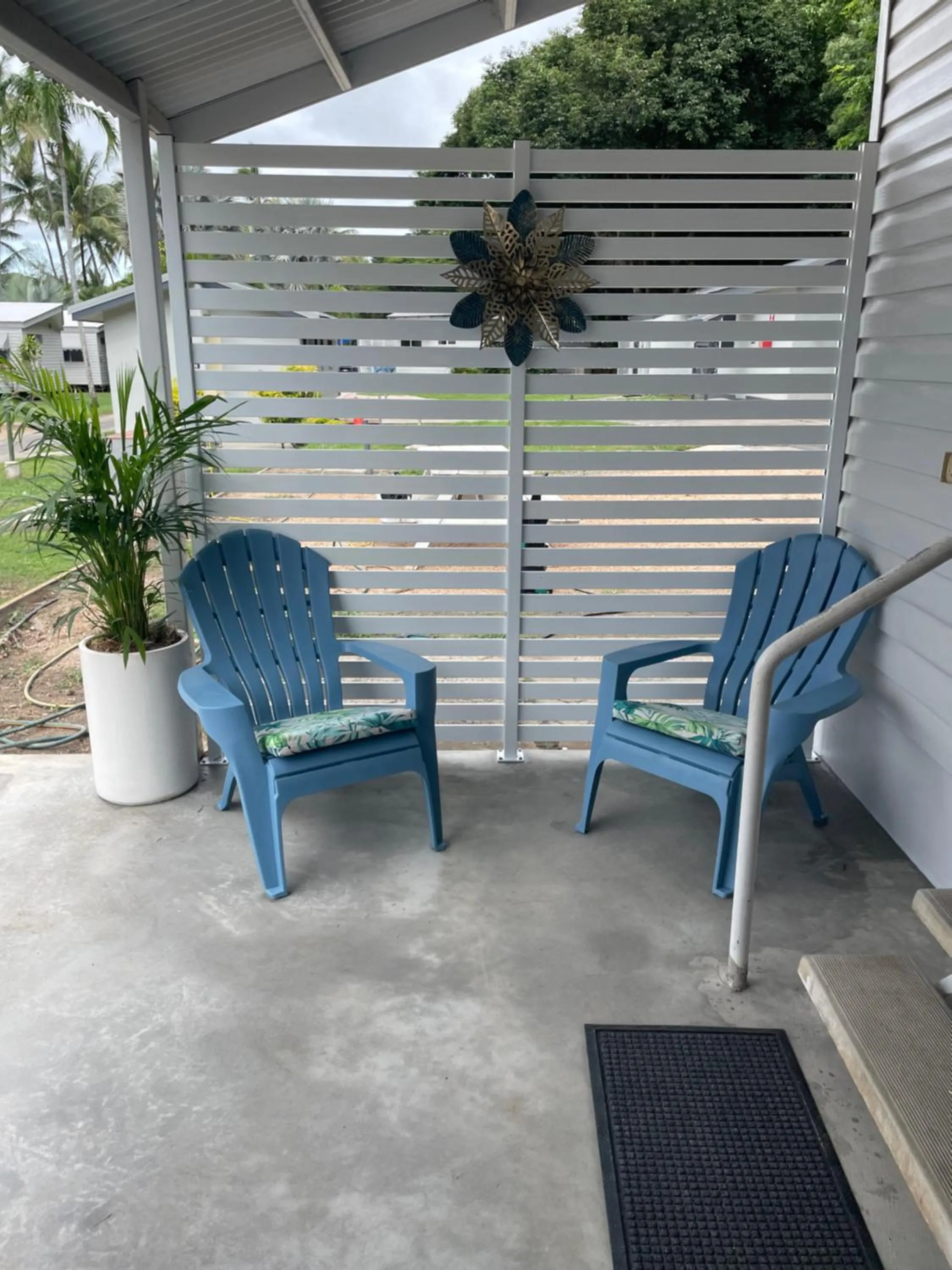 Patio in Ellis Beach Oceanfront Holiday Park
