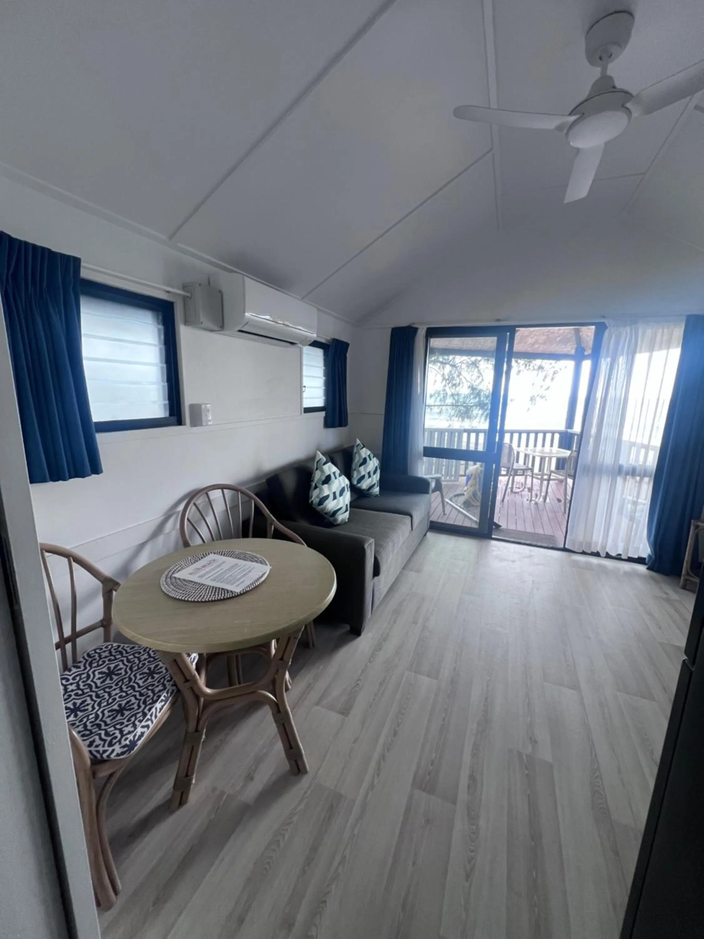 Living room in Ellis Beach Oceanfront Holiday Park
