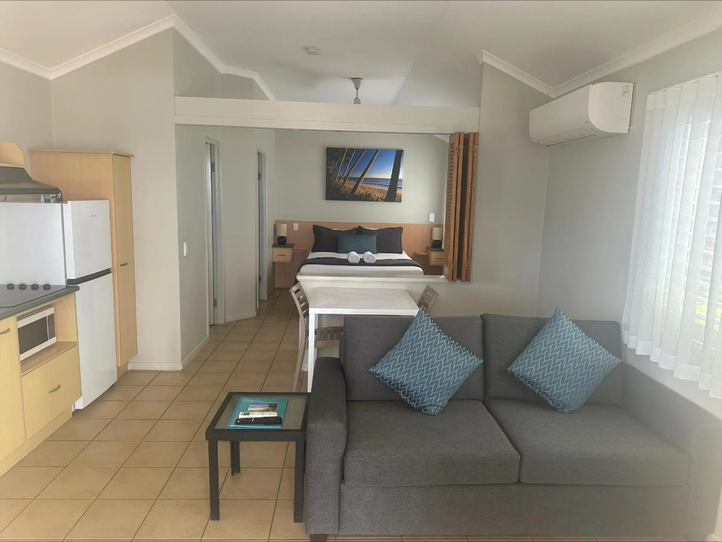 TV and multimedia in Ellis Beach Oceanfront Holiday Park