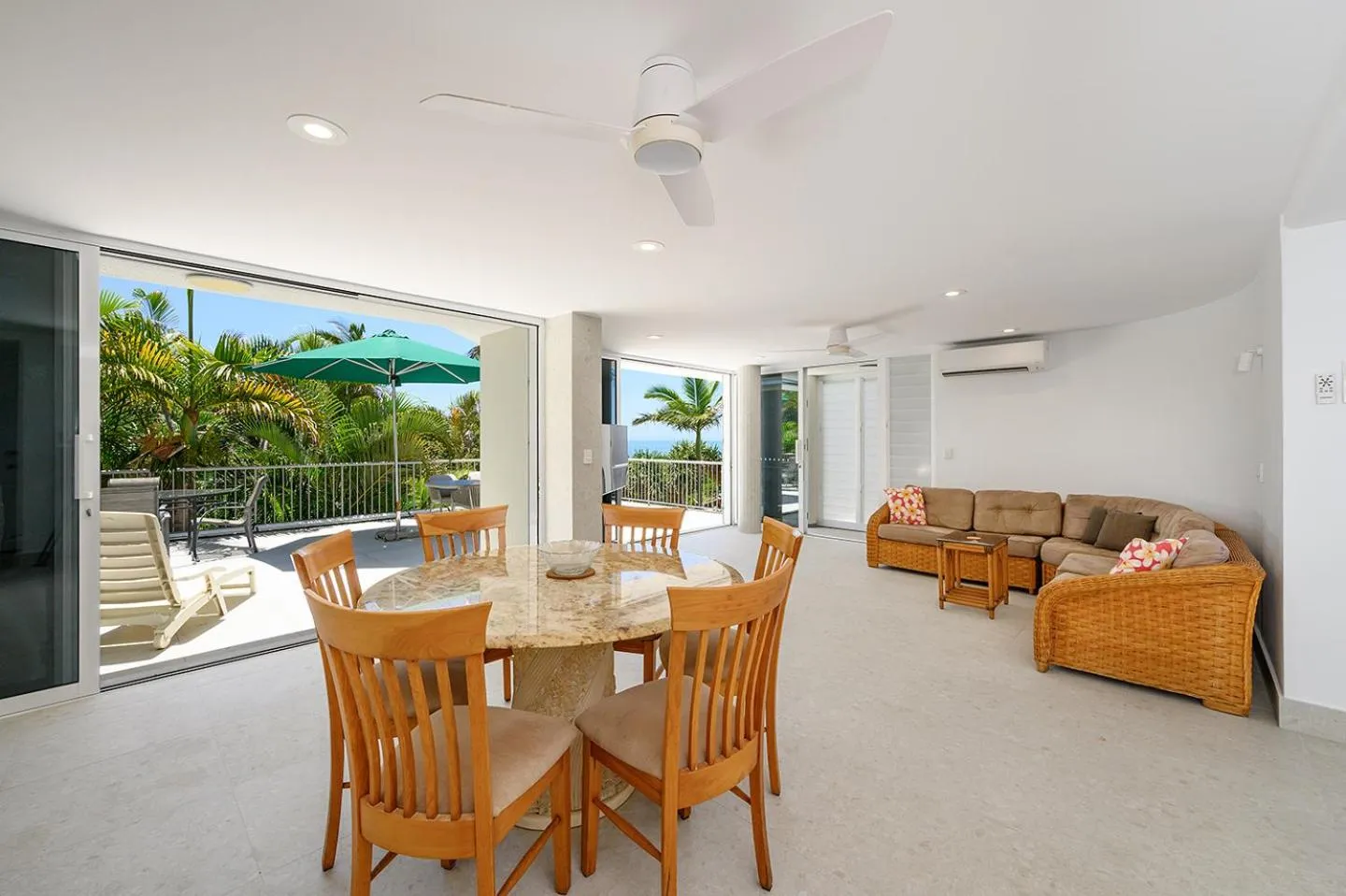 Andari Holiday Apartments