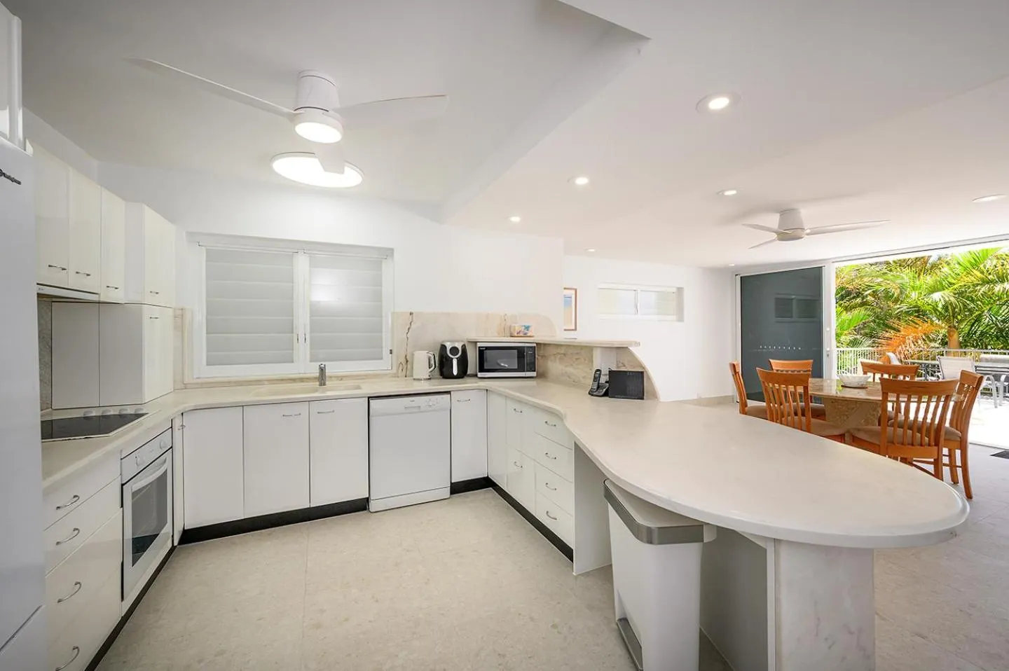 Kitchen or kitchenette in Andari Holiday Apartments