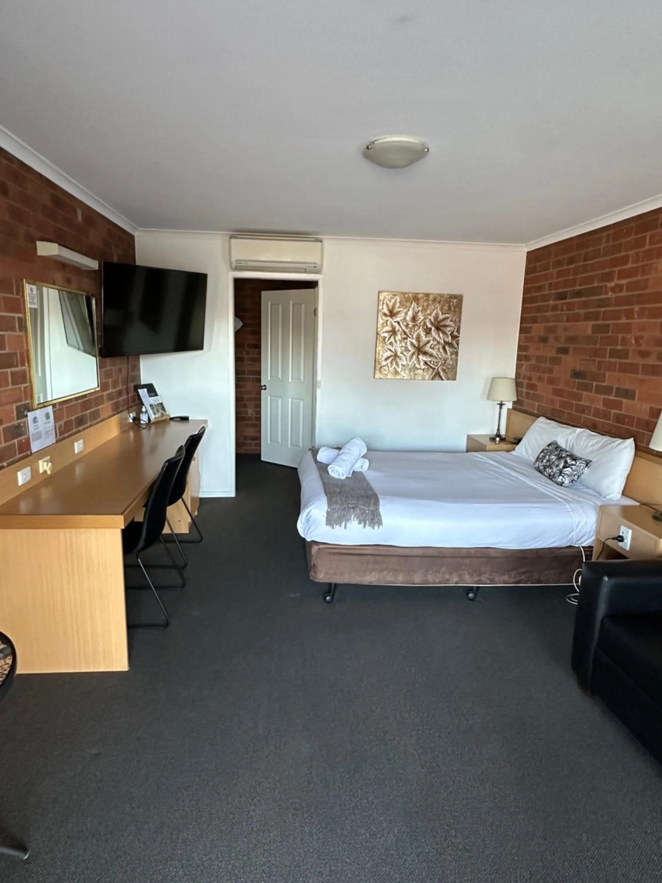 Bed in Pevensey Motor Lodge