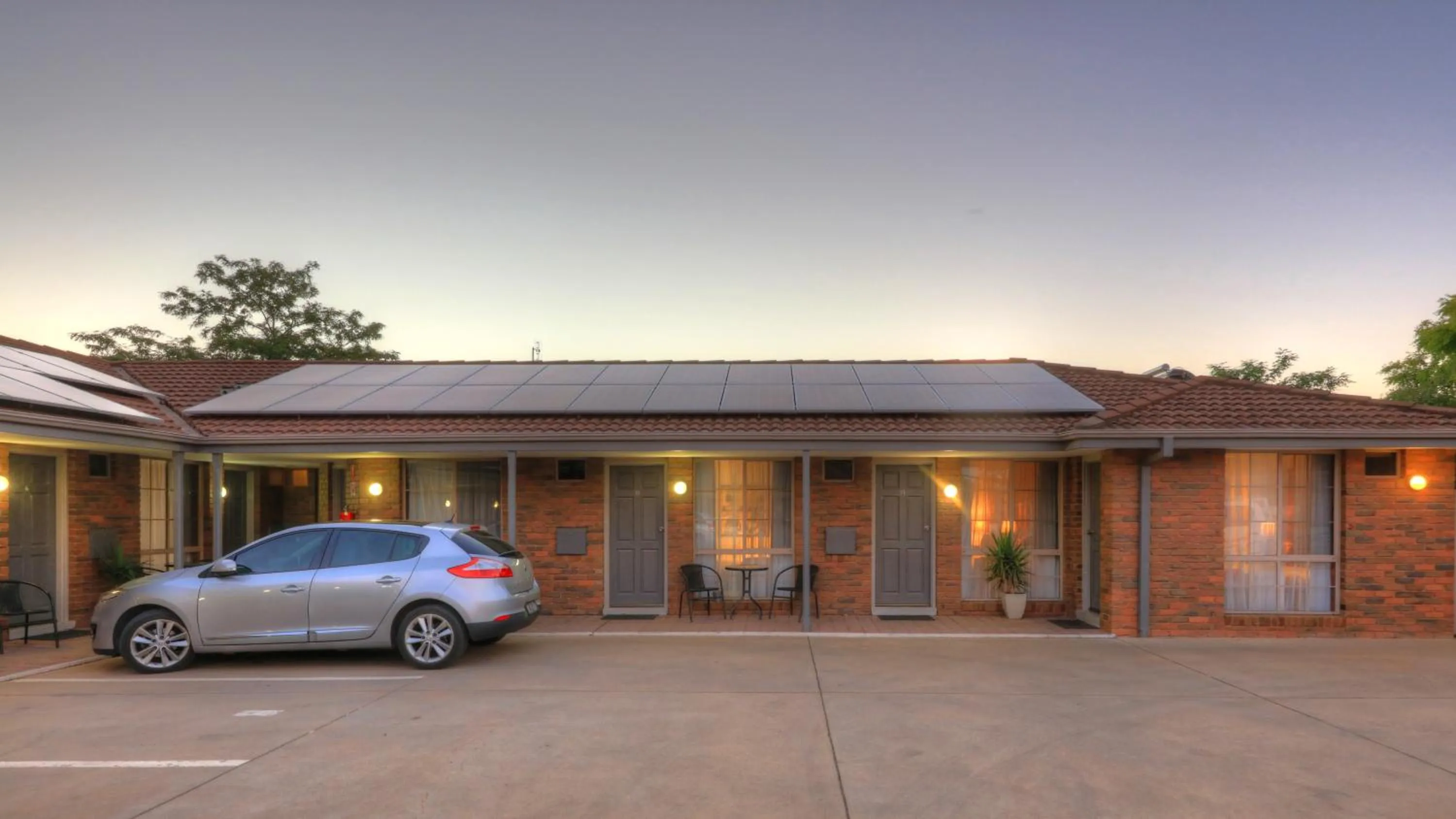 Property building in Pevensey Motor Lodge