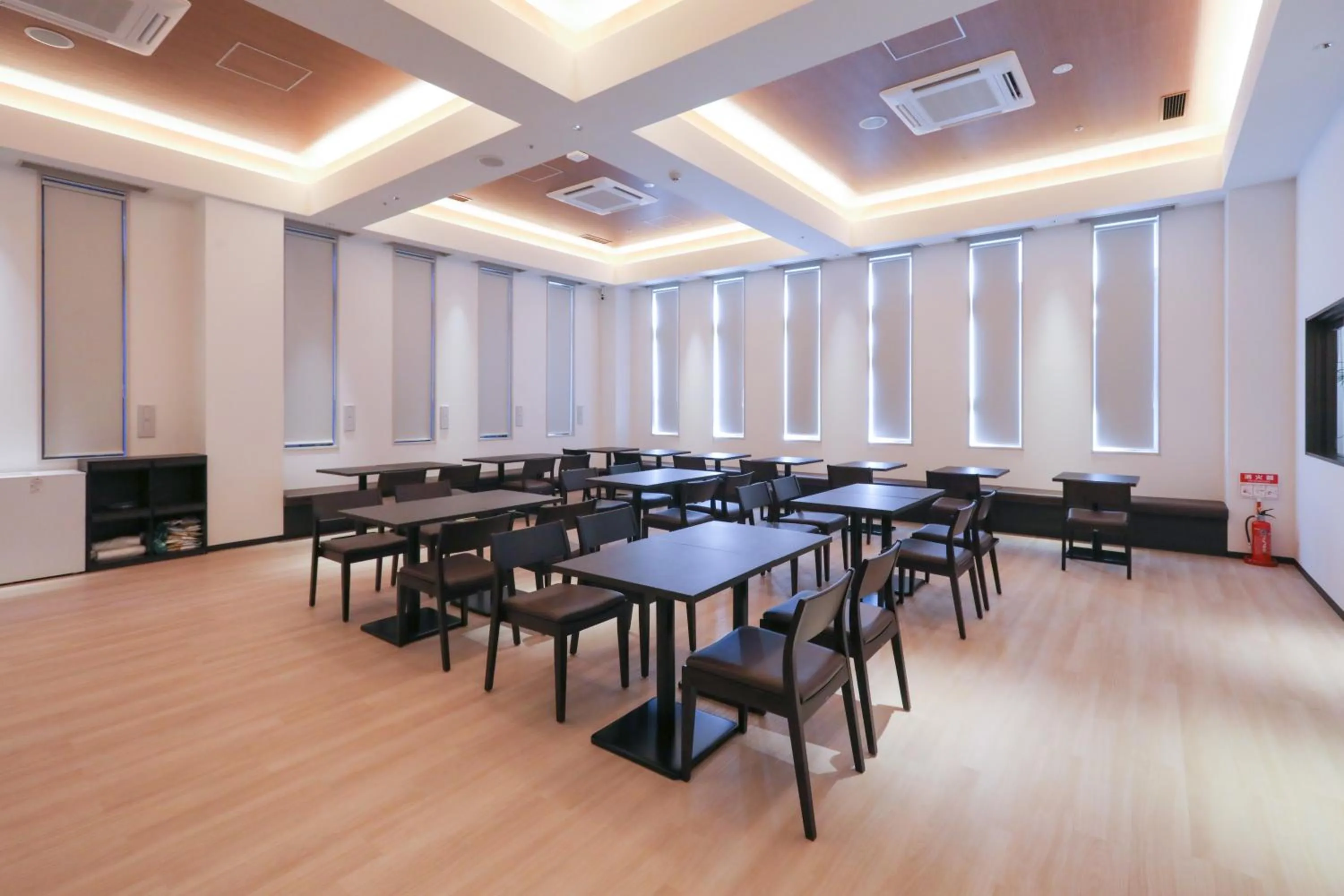 Restaurant/places to eat in Hotel Bloemen North Hanazono