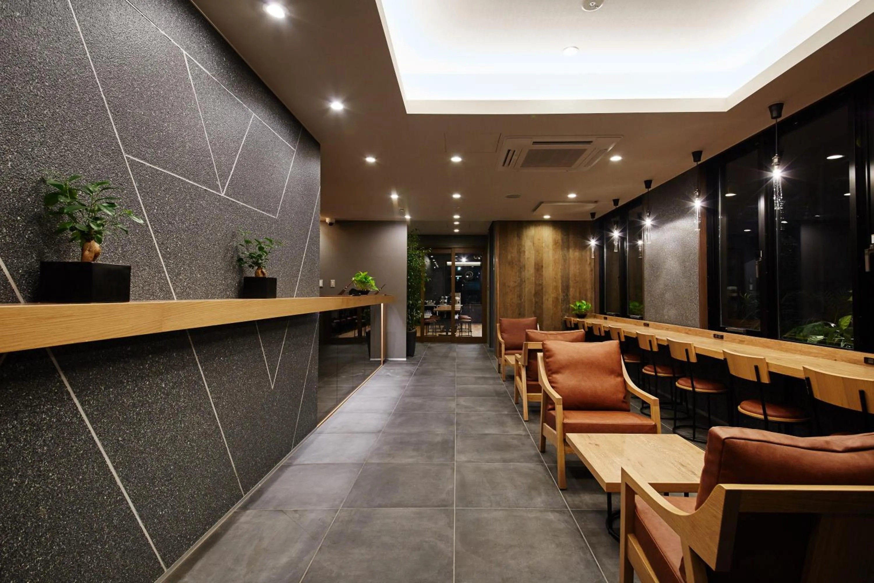 Lobby or reception in HOTEL AMANEK Asakusa Ekimae