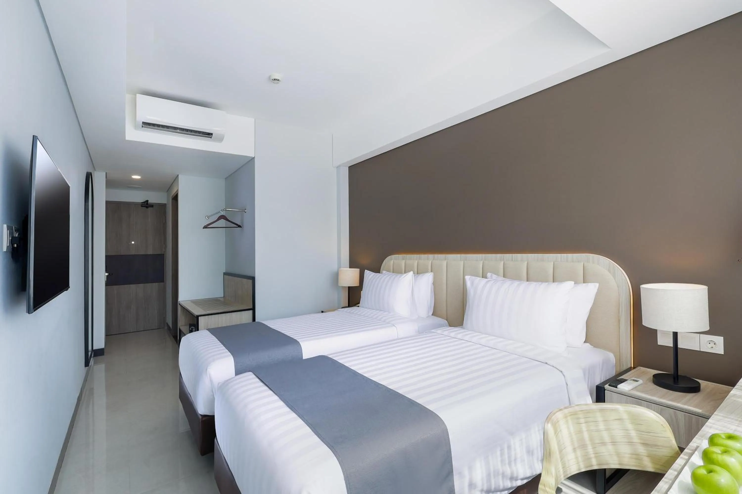 Bed in Royal Regantris Kuta