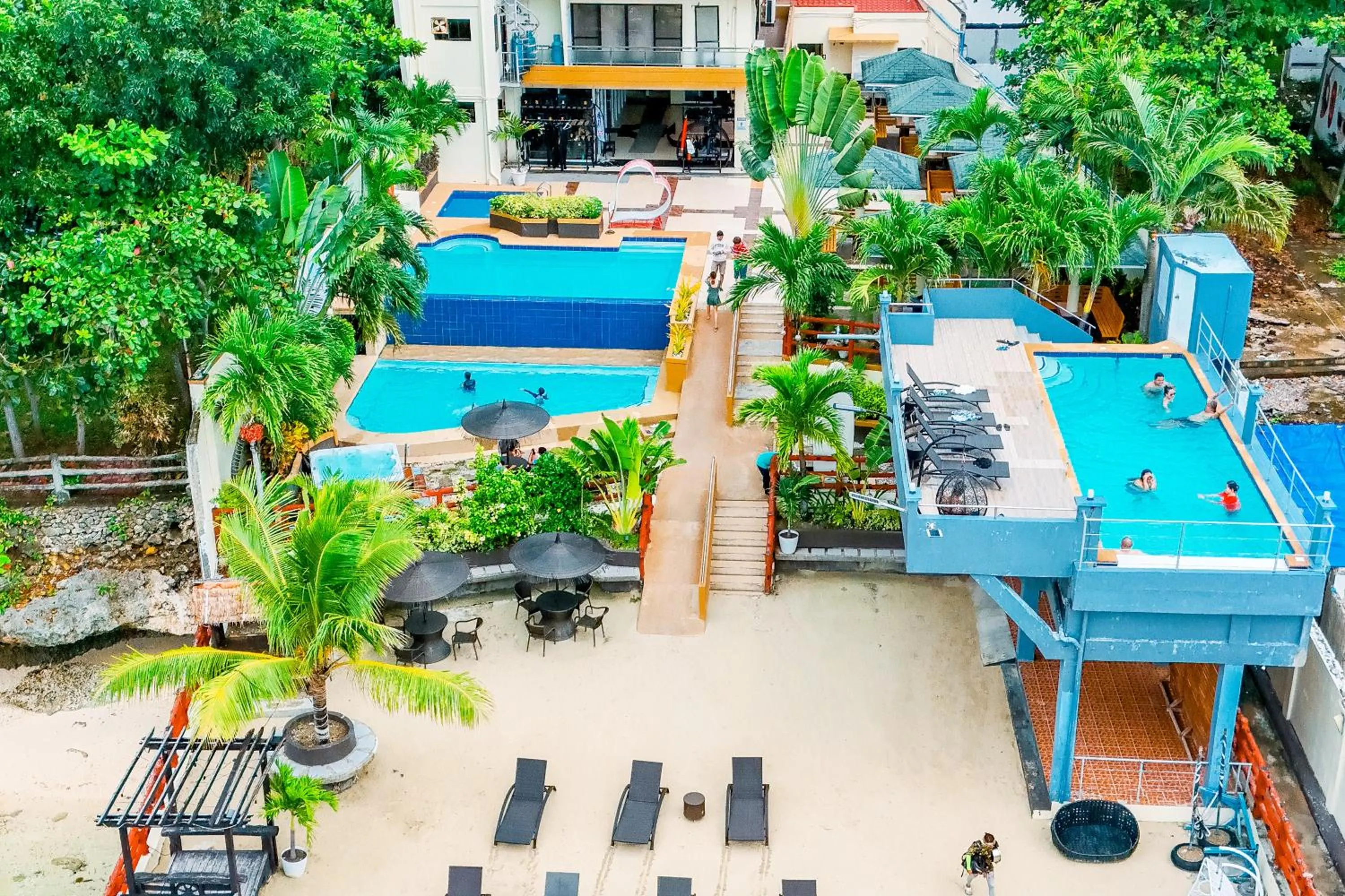 Palmbeach Resort Mactan Cebu powered by Cocotel