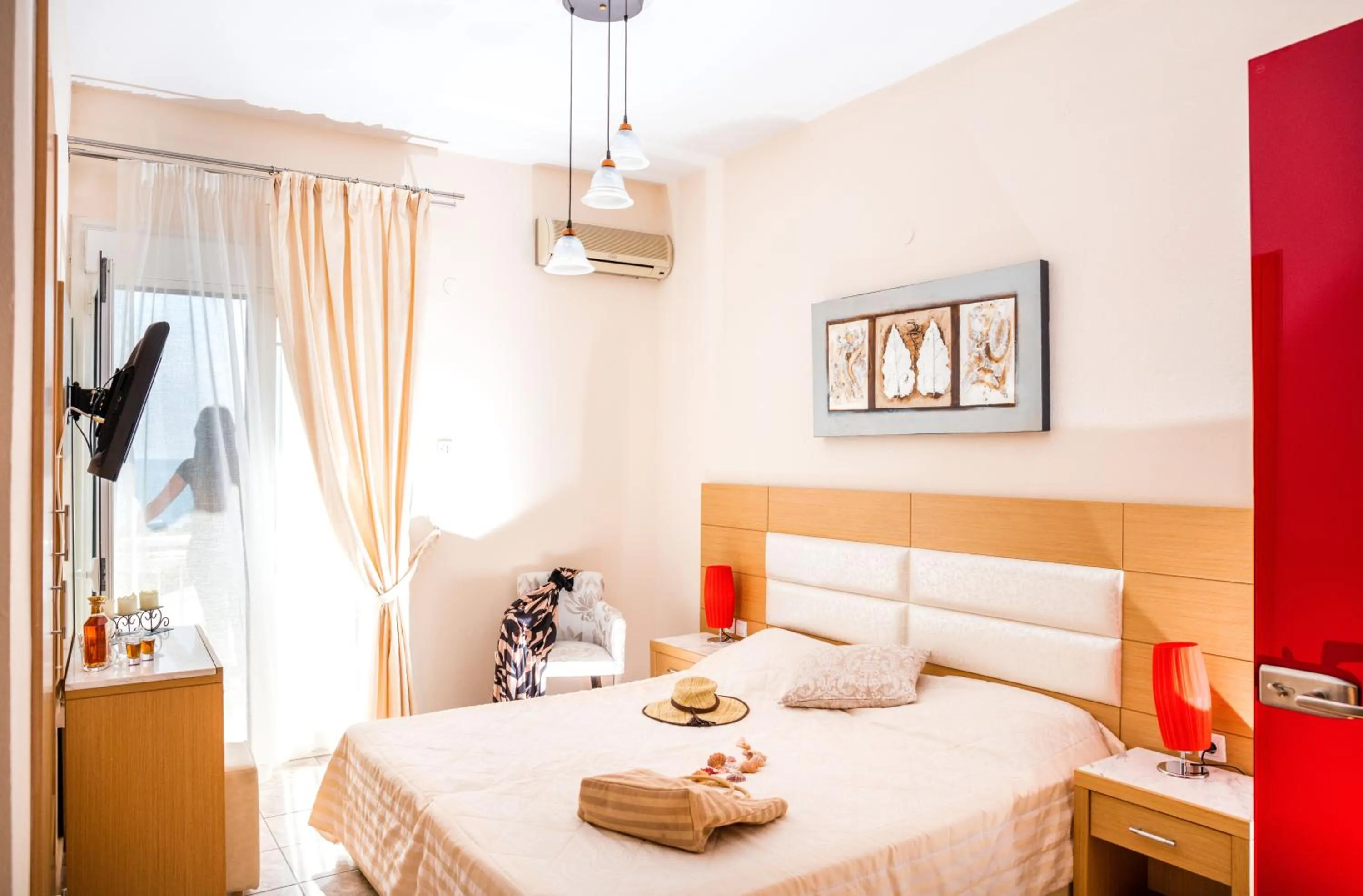 Photo of the whole room, Bed in Hotel Potos