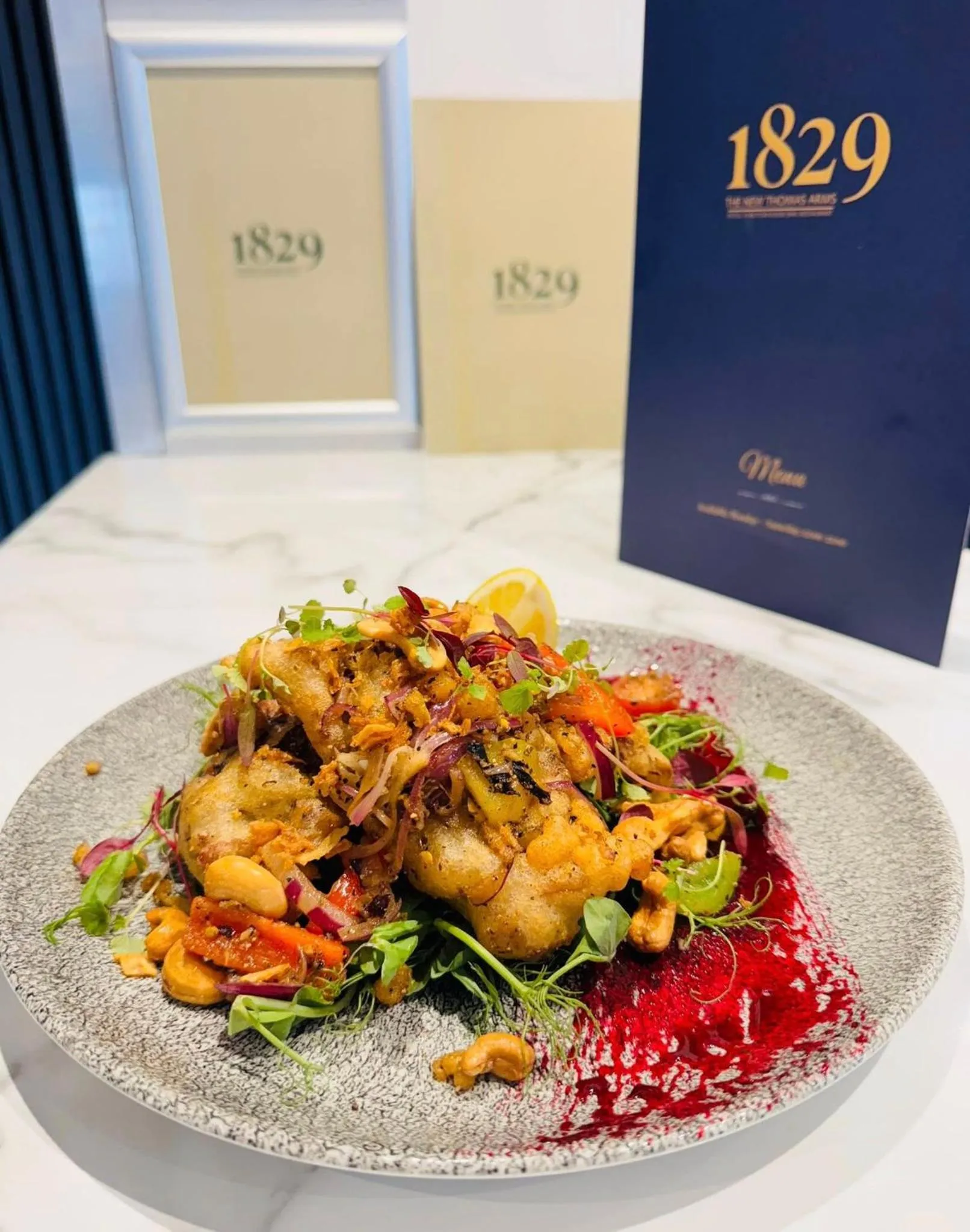 Restaurant/places to eat in Thomas Arms Hotel