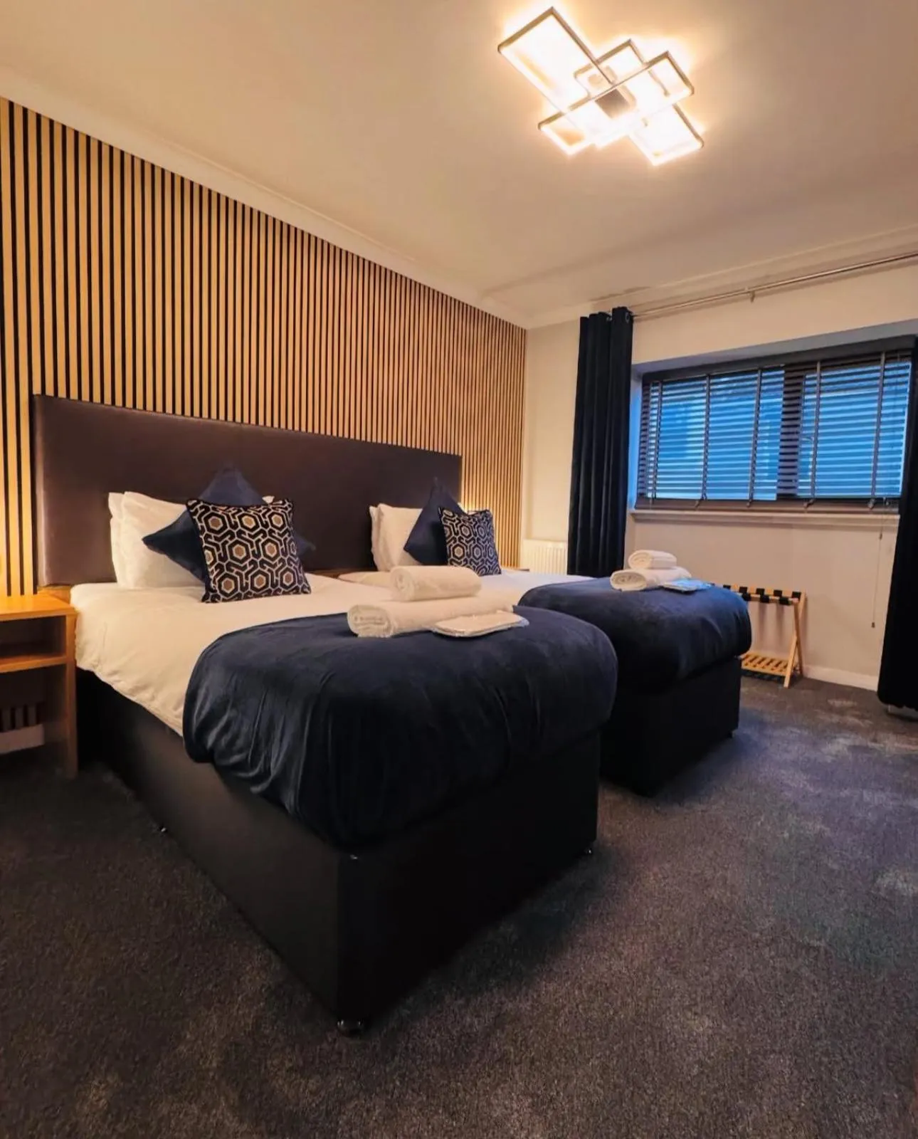 Bed in Thomas Arms Hotel