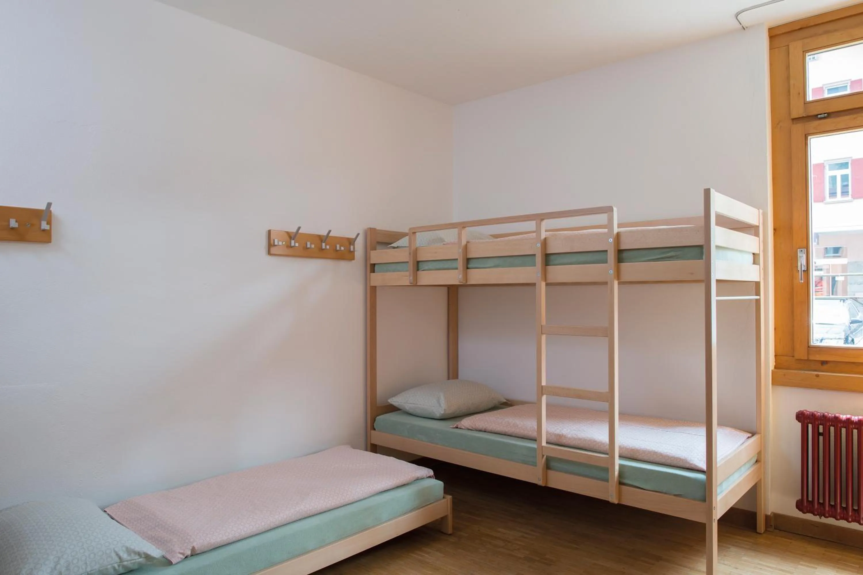 Photo of the whole room, Bed in Pontresina Youth Hostel