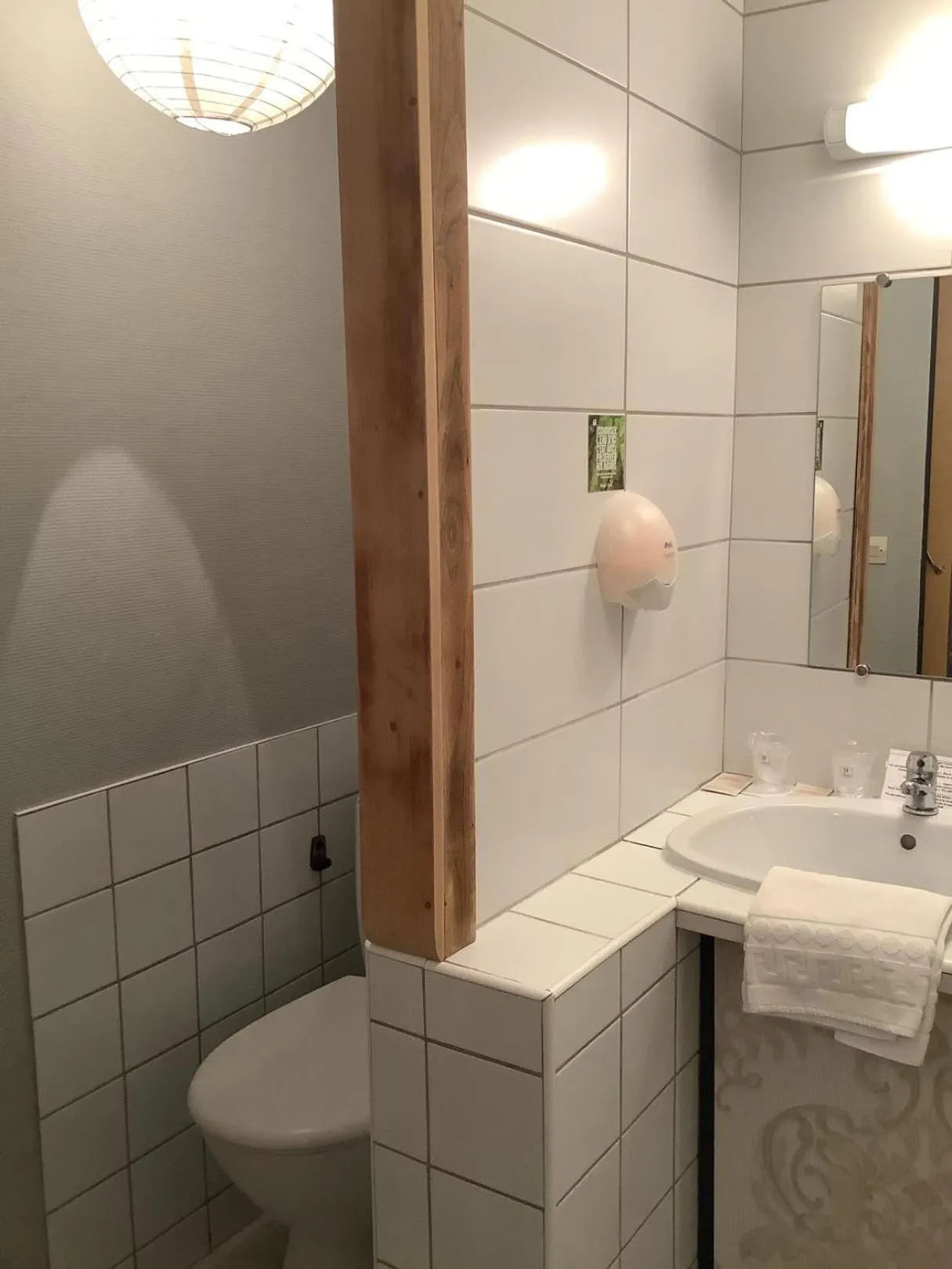 Bathroom in Logis Hôtel Restaurant La Borie