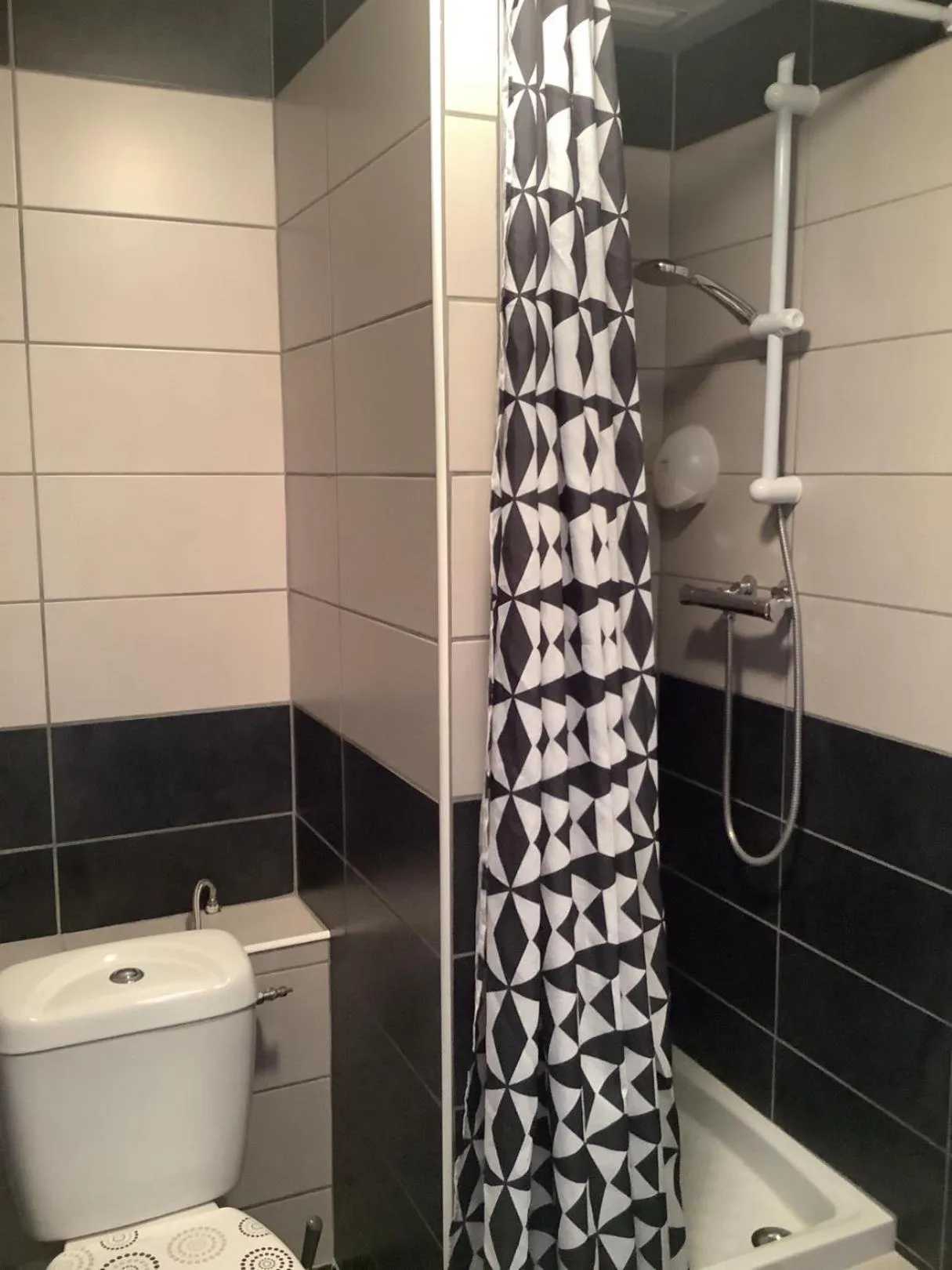 Bathroom in Logis Hôtel Restaurant La Borie