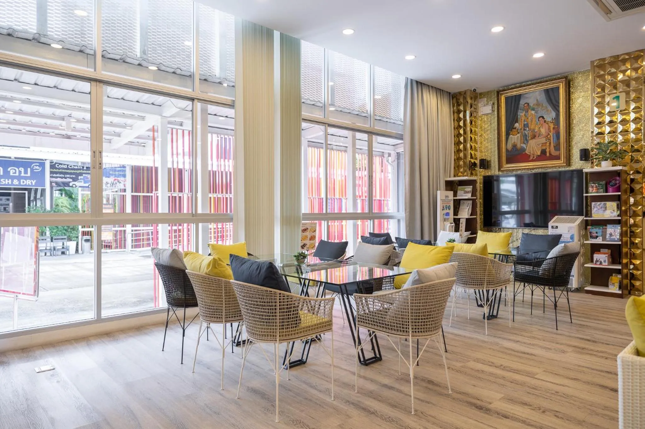 Lobby or reception in Bangkok Rama Hotel