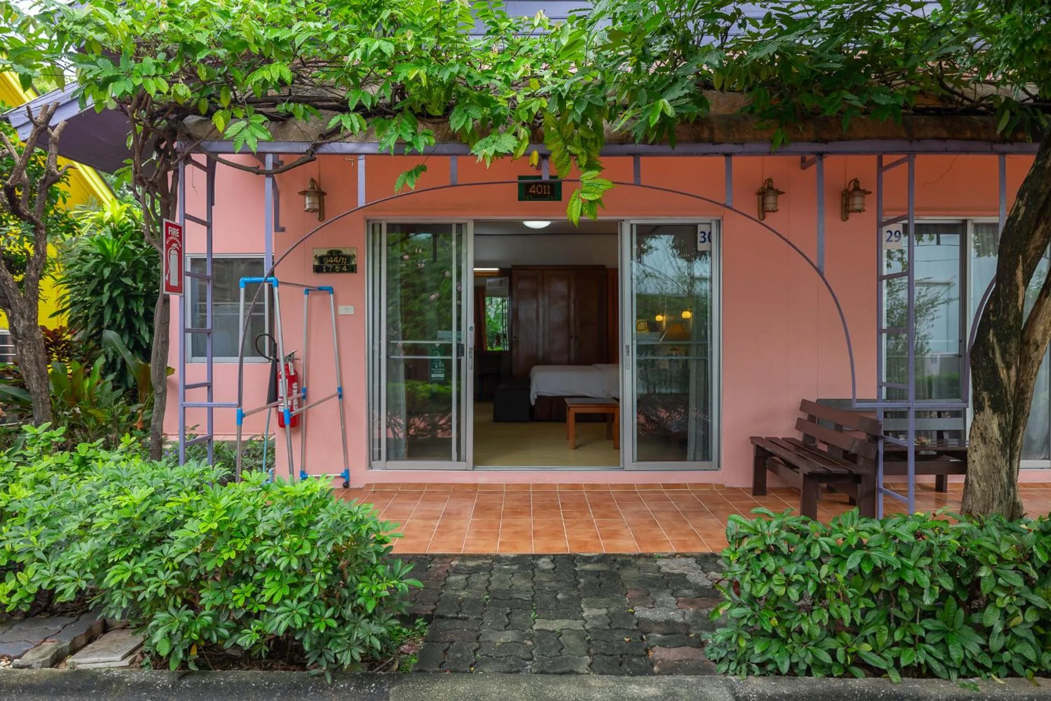 Property building in Bangkok Rama Hotel