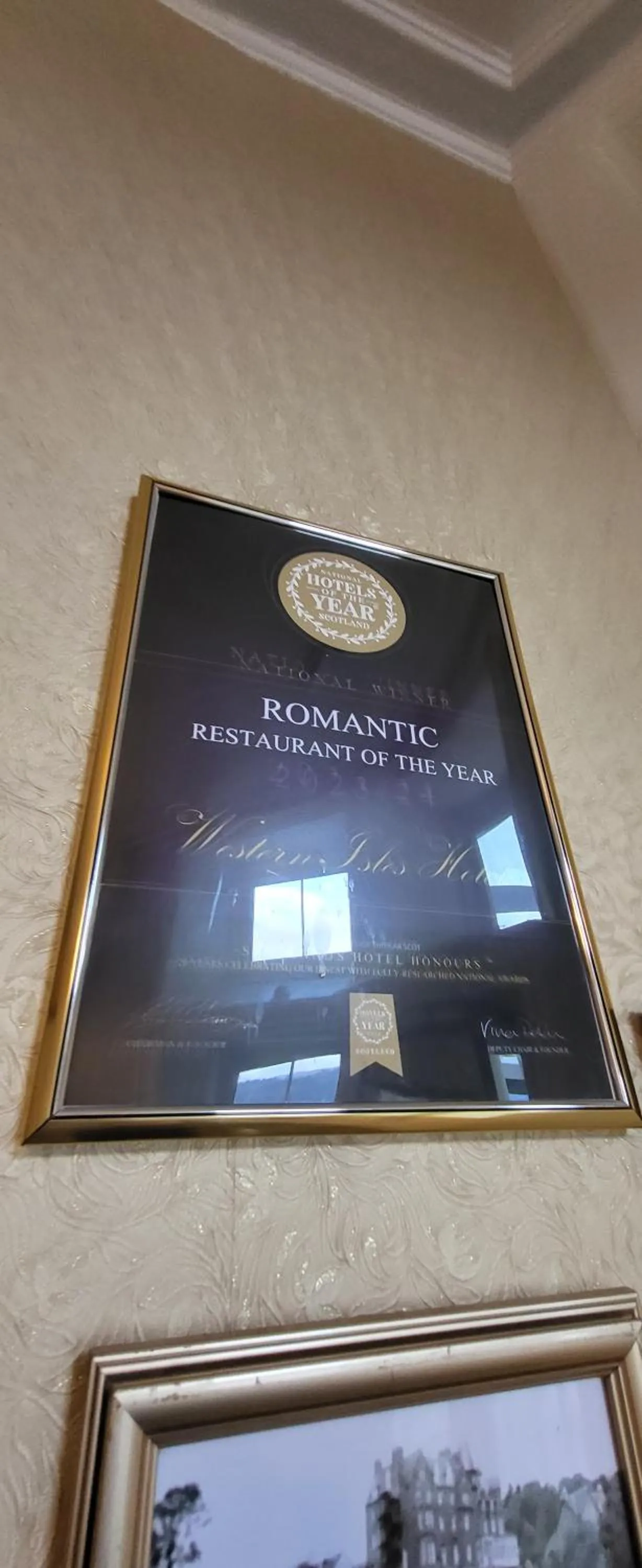 Certificate/Award in Western Isles Hotel