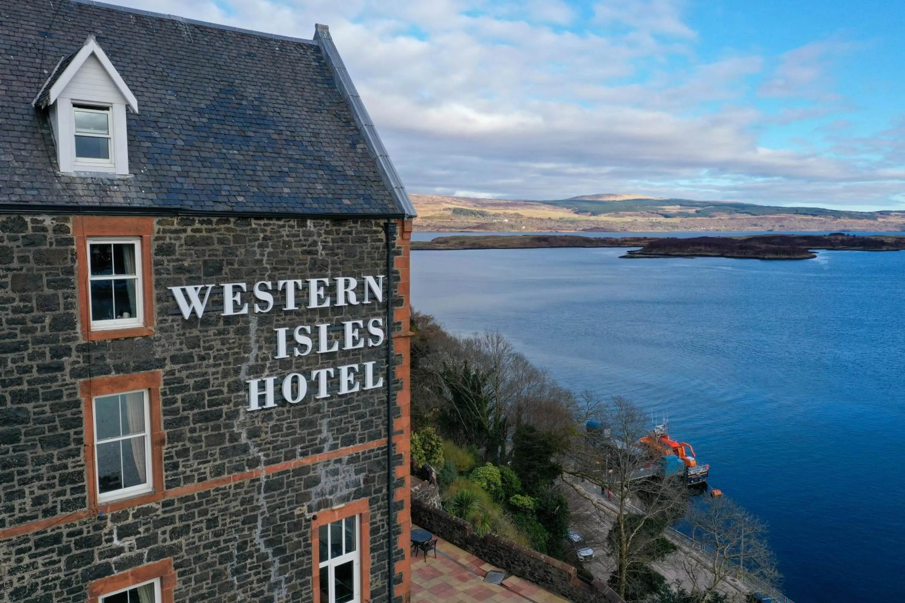 Property building in Western Isles Hotel