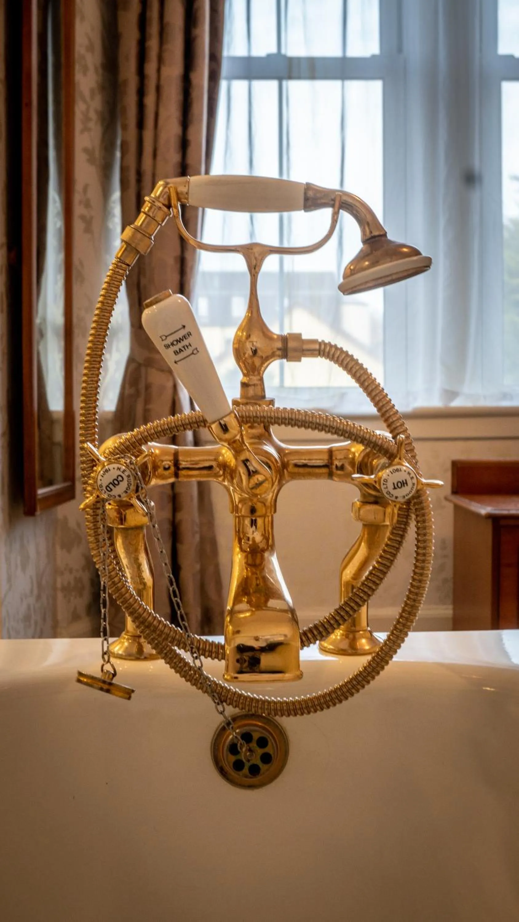 Bathroom in Western Isles Hotel