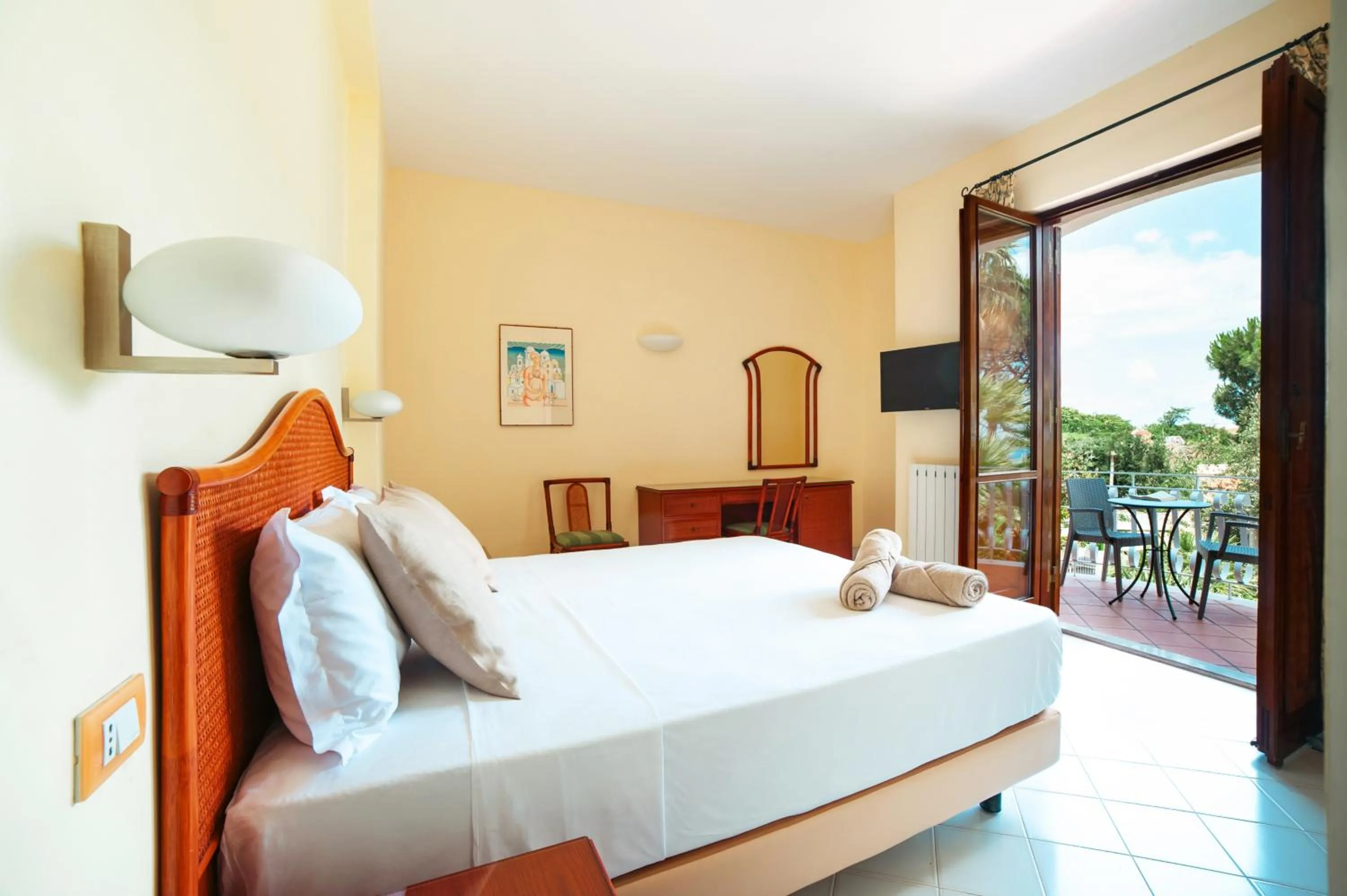 Bedroom, Bed in Poggio Aragosta Hotel & Spa