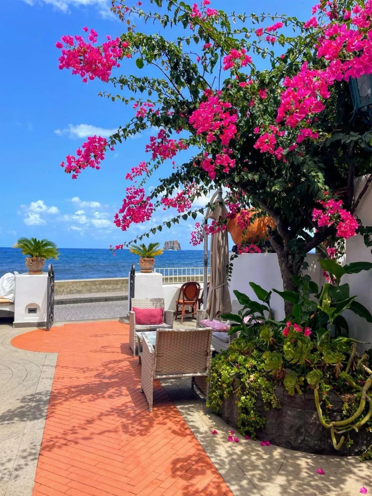 Facade/entrance in La Sirenetta Park Hotel