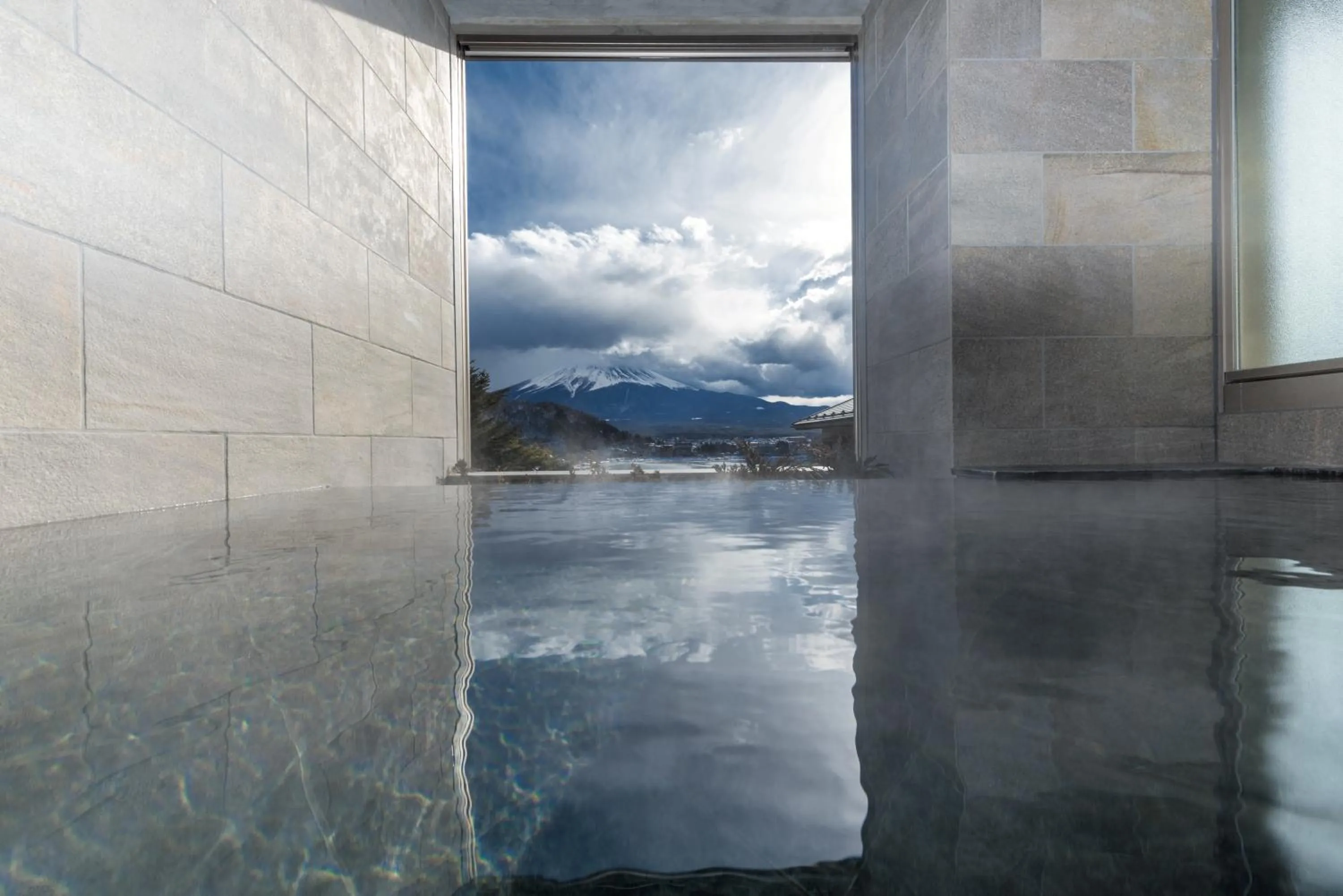 Hot Spring Bath in Mizno Hotel