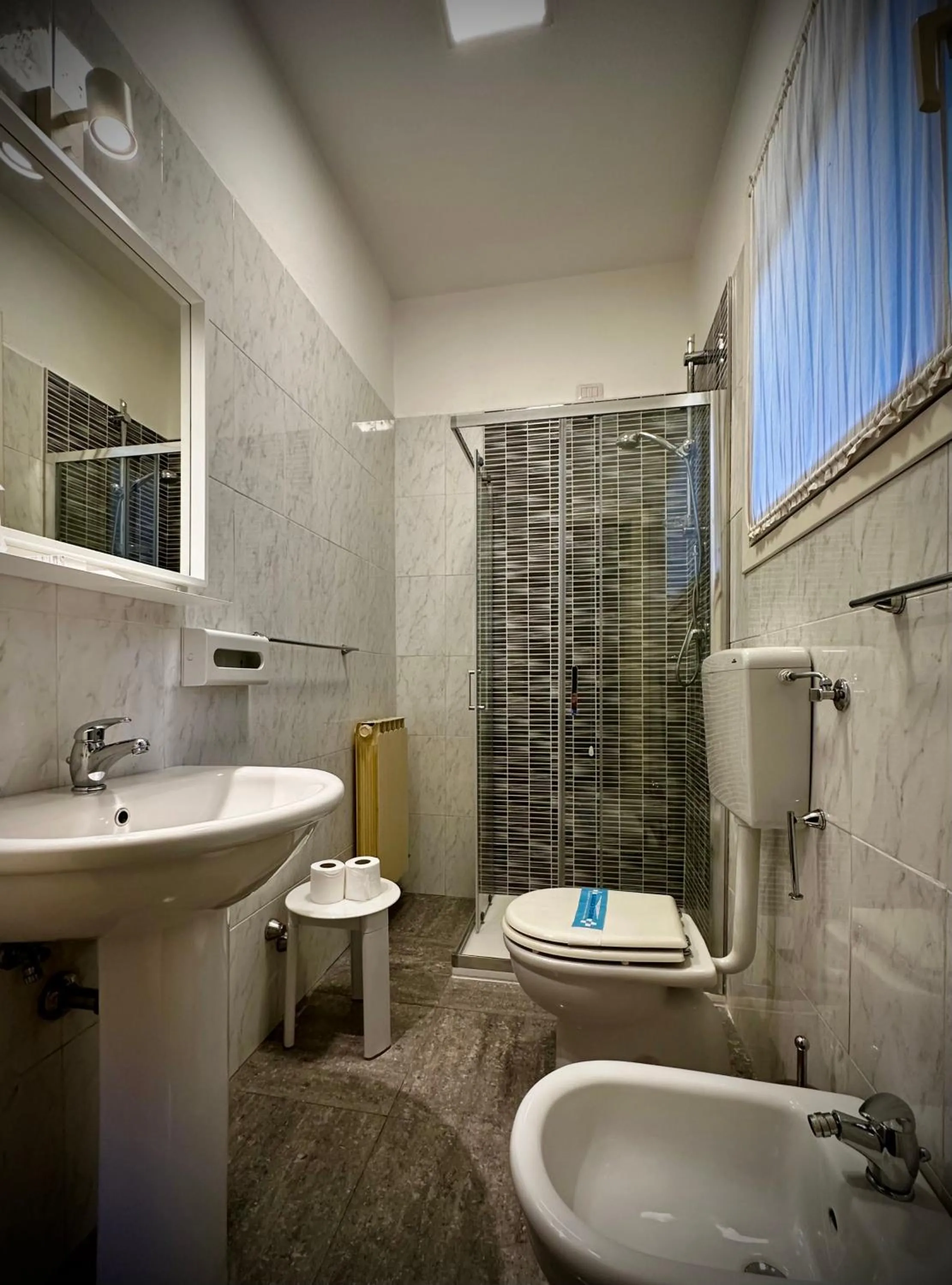Bathroom in Albergo Italia