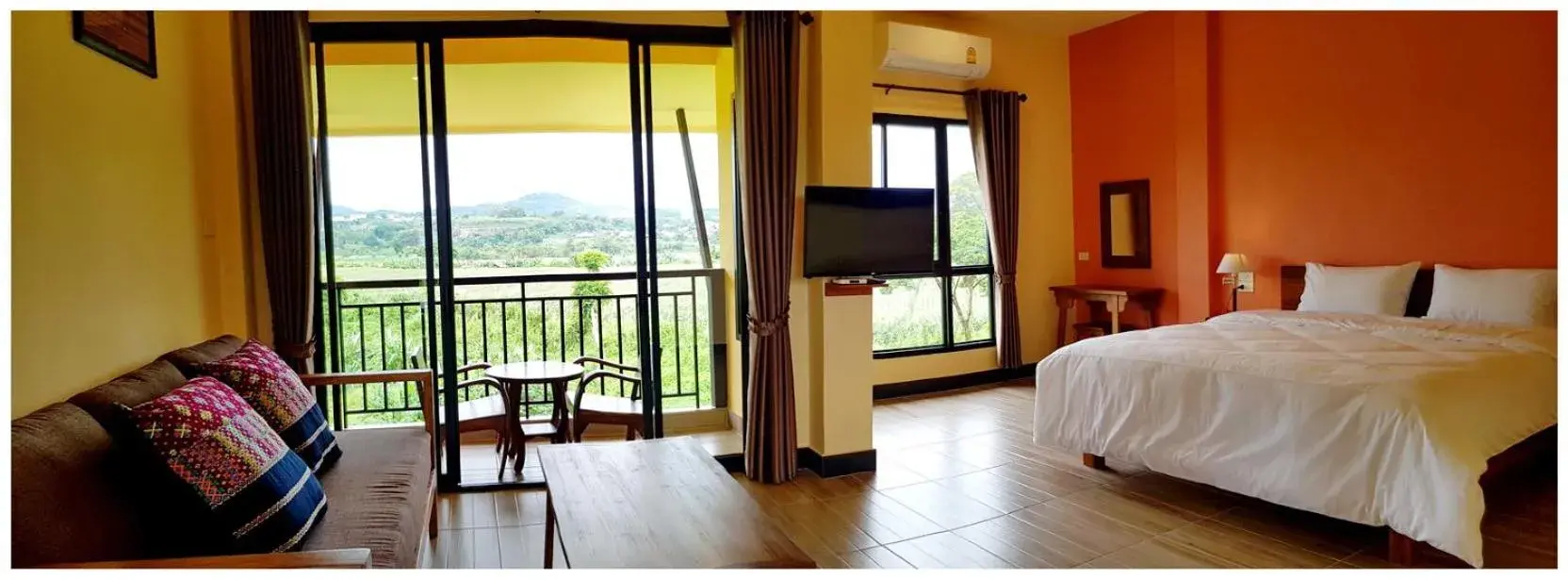 Superior King Room in Baan Sakuna Hotel Superior King Room in Baan Sakuna Hotel