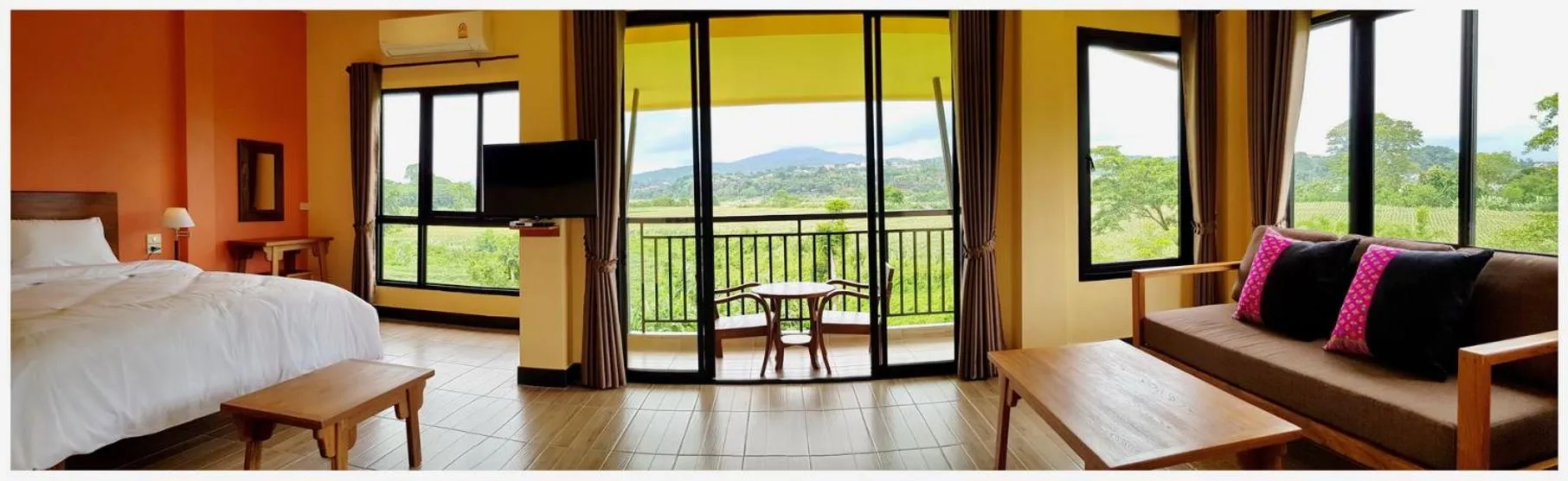 Bed in Baan Sakuna Hotel