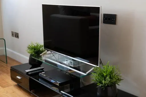 TV and multimedia in The Chambers