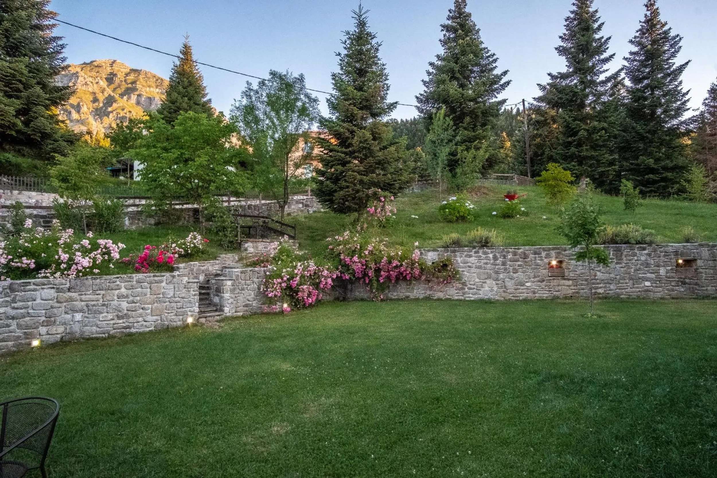 Lounge or bar in Anavasi Mountain Resort