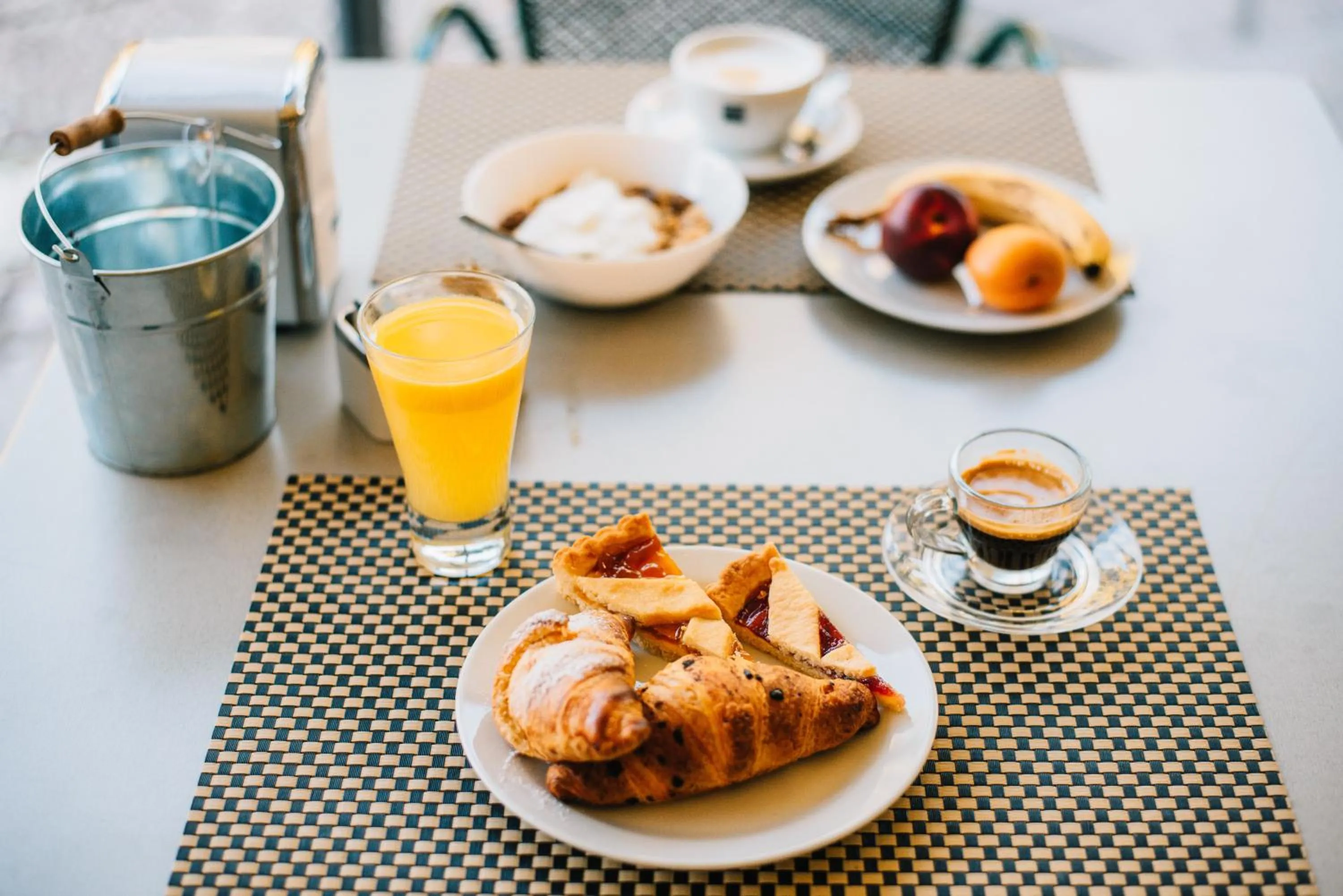 Breakfast in Arciduca Charming House Room & Breakfast