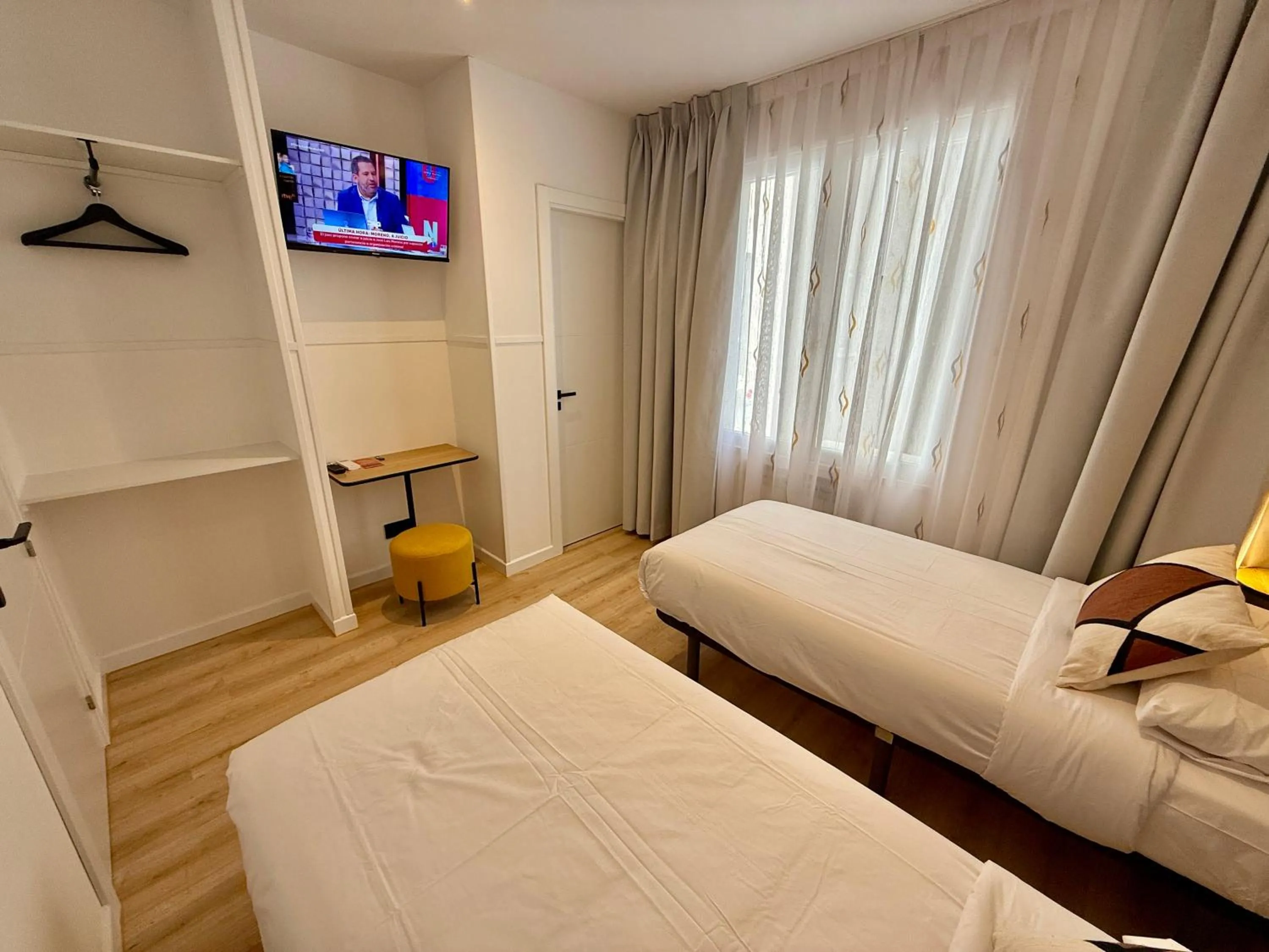 TV and multimedia, Bed in Mucho Madrid