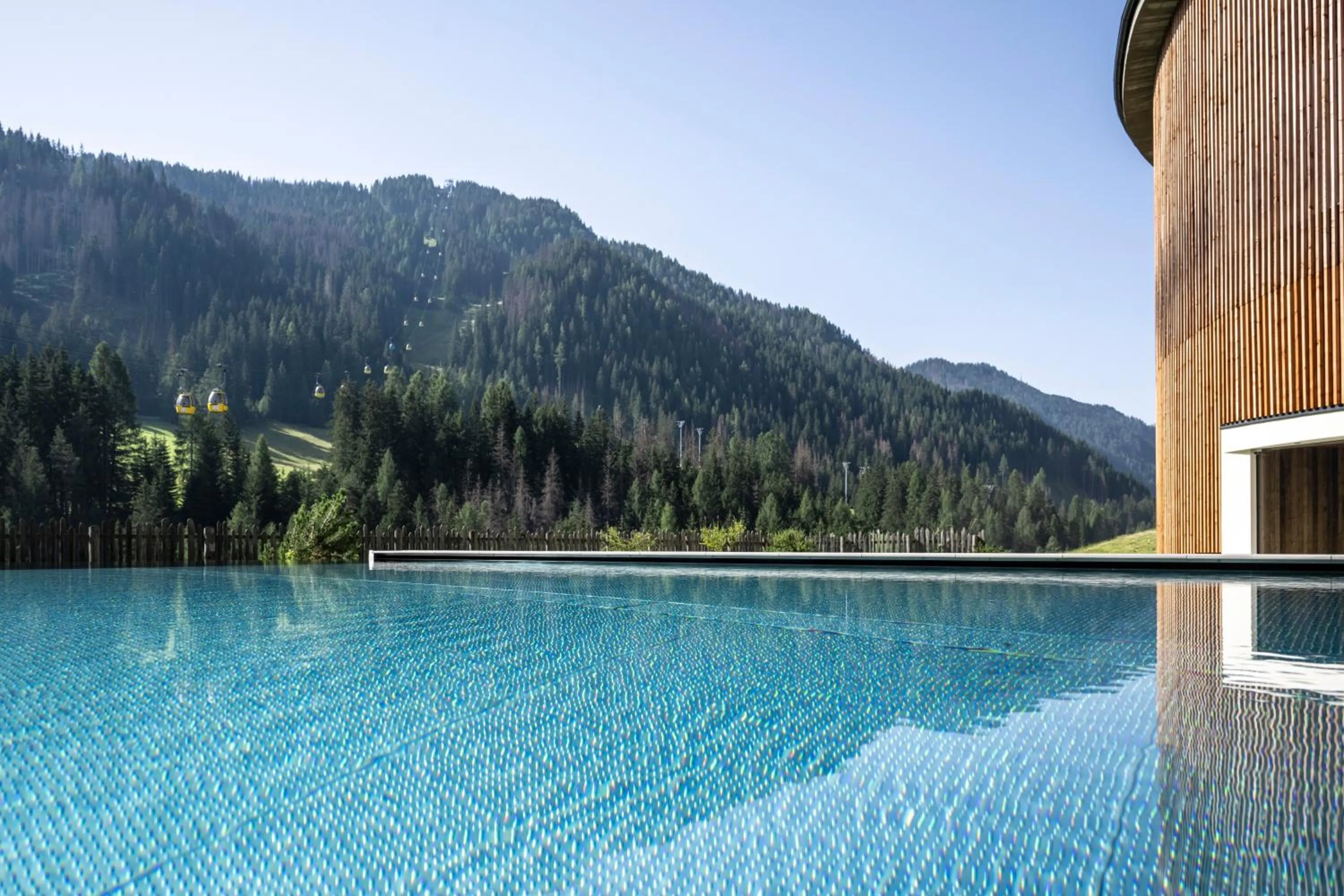 Swimming pool in Wellness Hotel Gran Risa***S