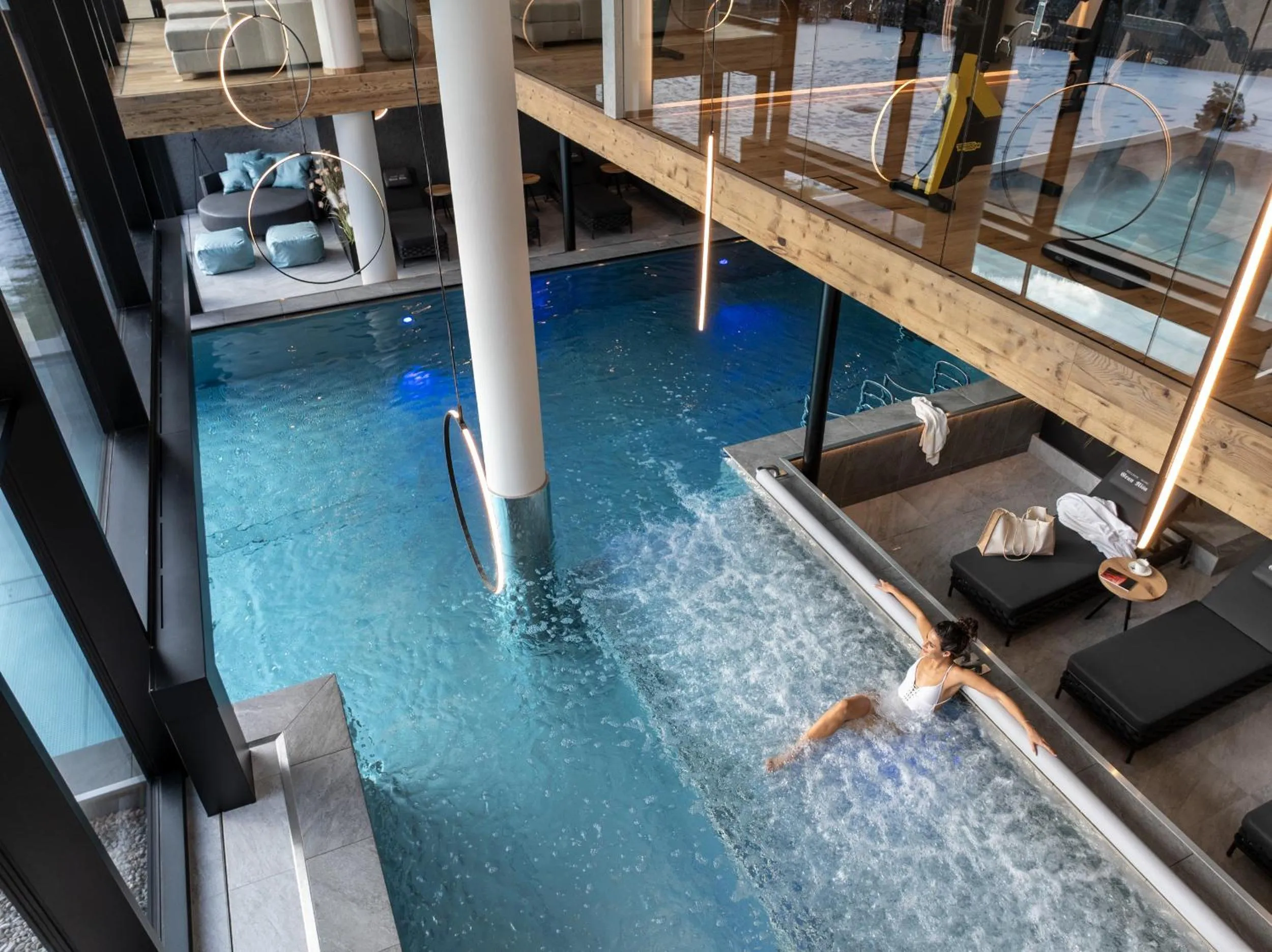 Swimming pool in Wellness Hotel Gran Risa***S