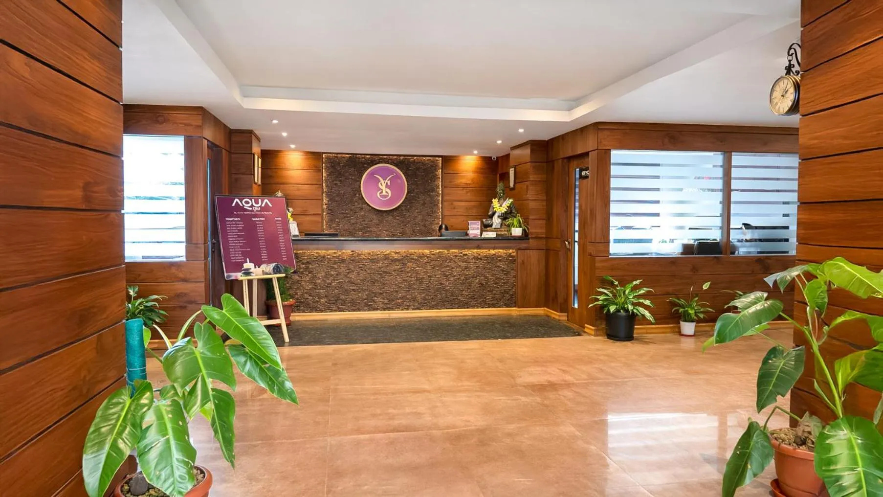 Lobby or reception in Yashshree Sanderling Mall Road