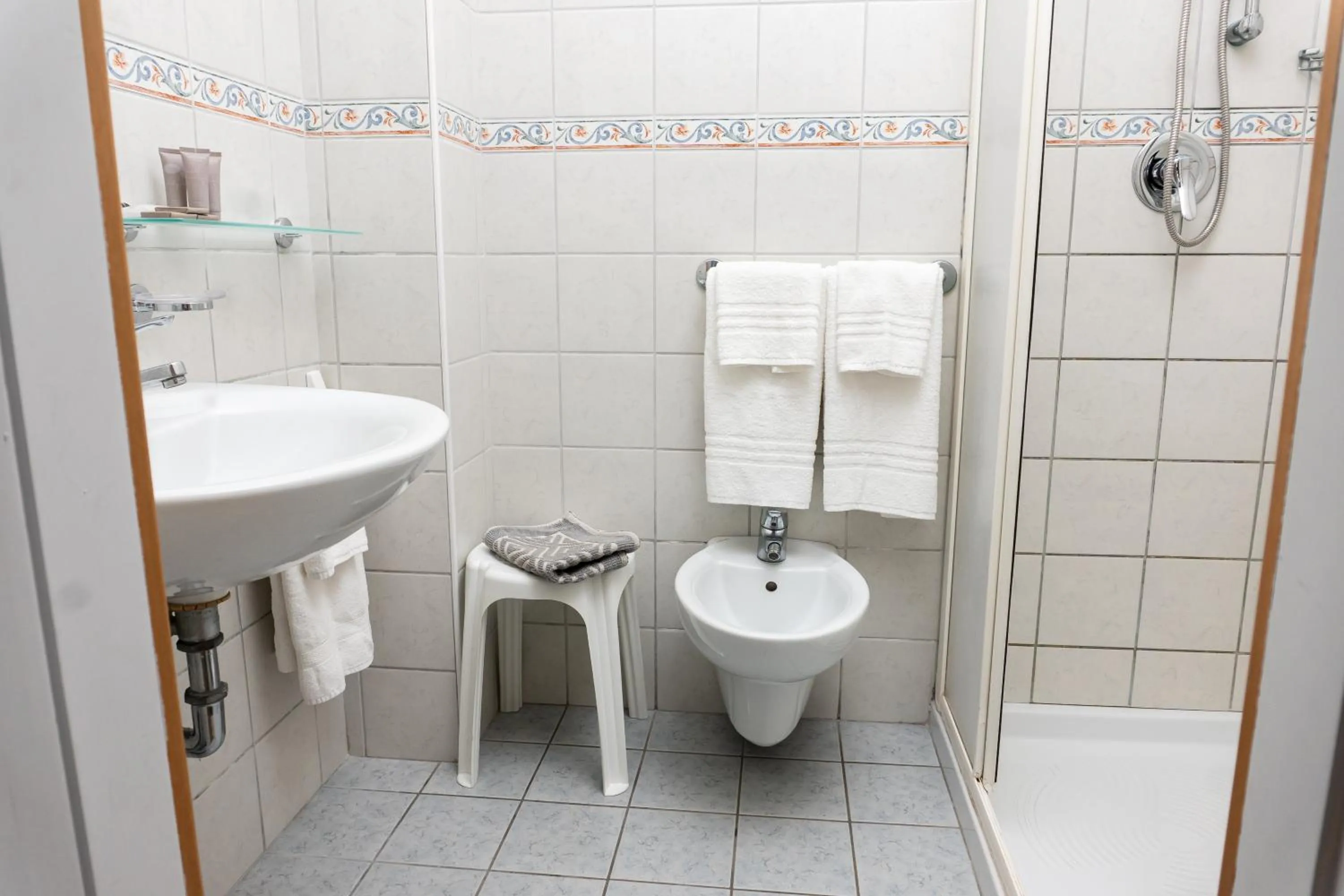 Bathroom in Hotel Mirabella