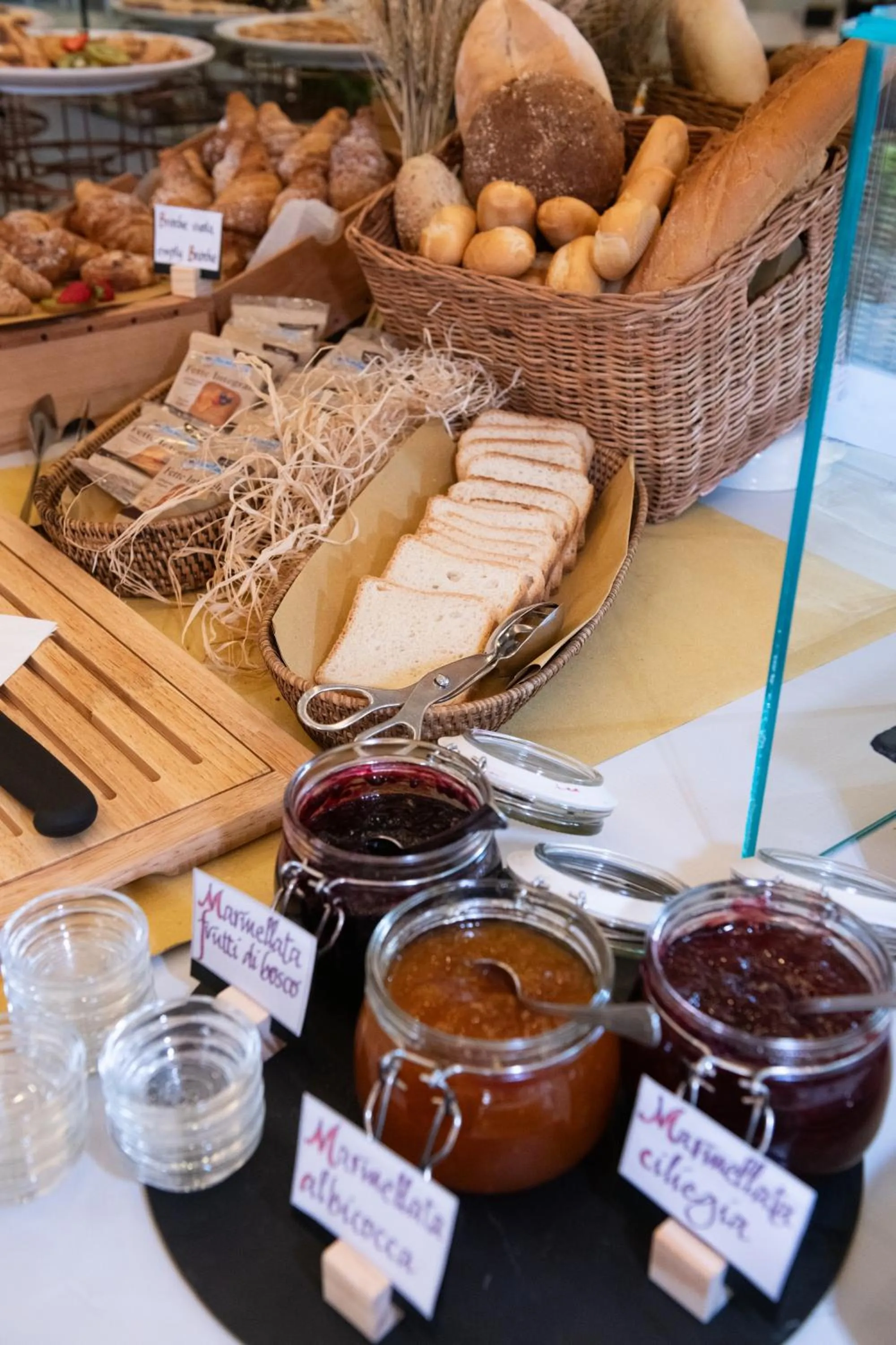 Food in Hotel Mirabella