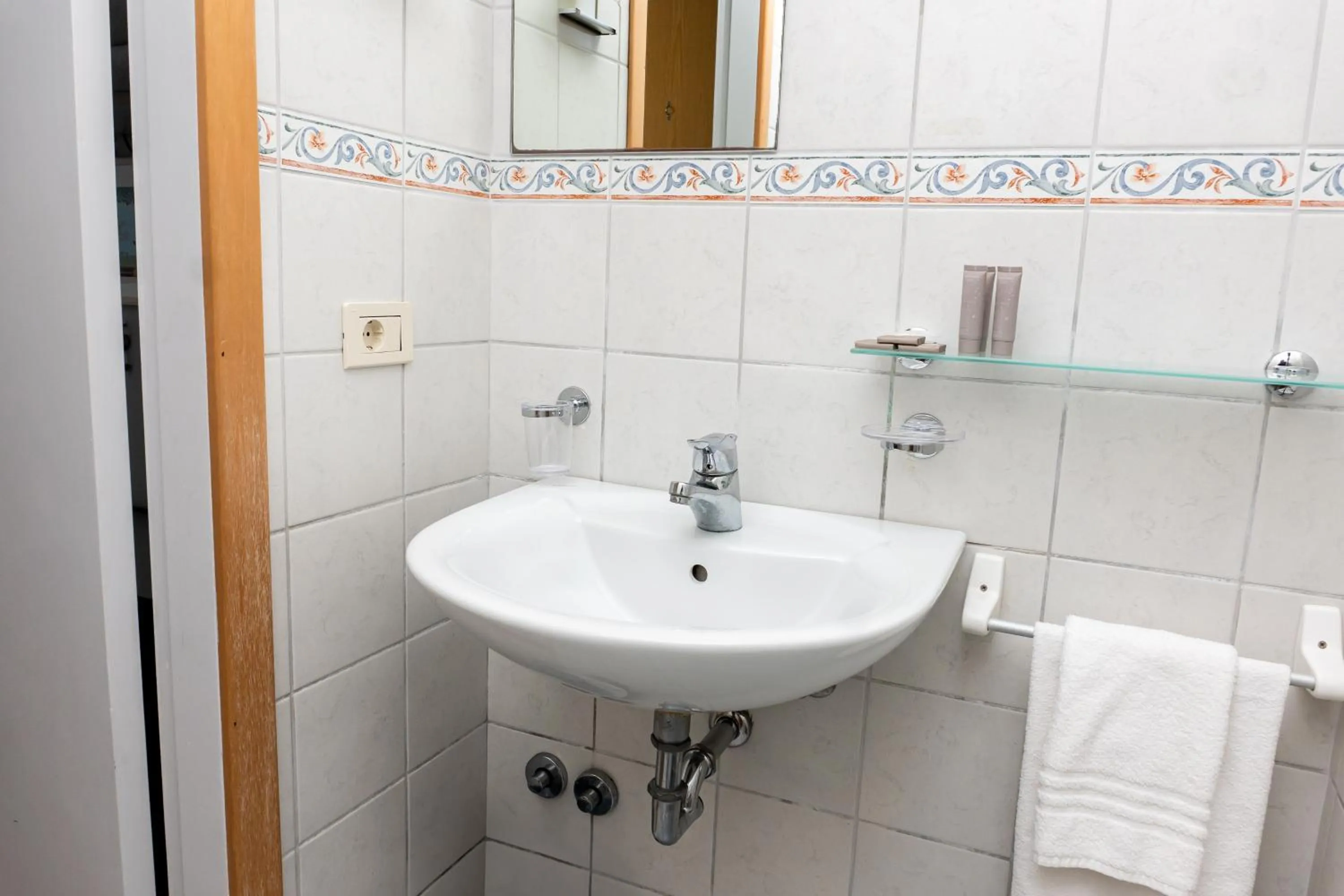 Bathroom in Hotel Mirabella