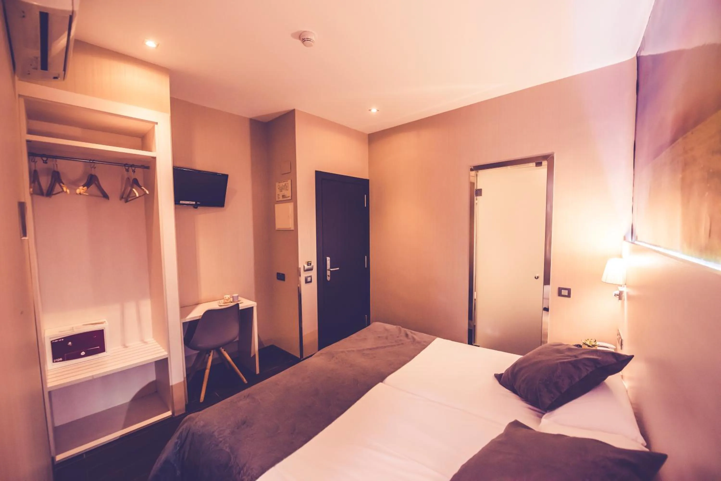 Photo of the whole room, Bed in Hostal Prado