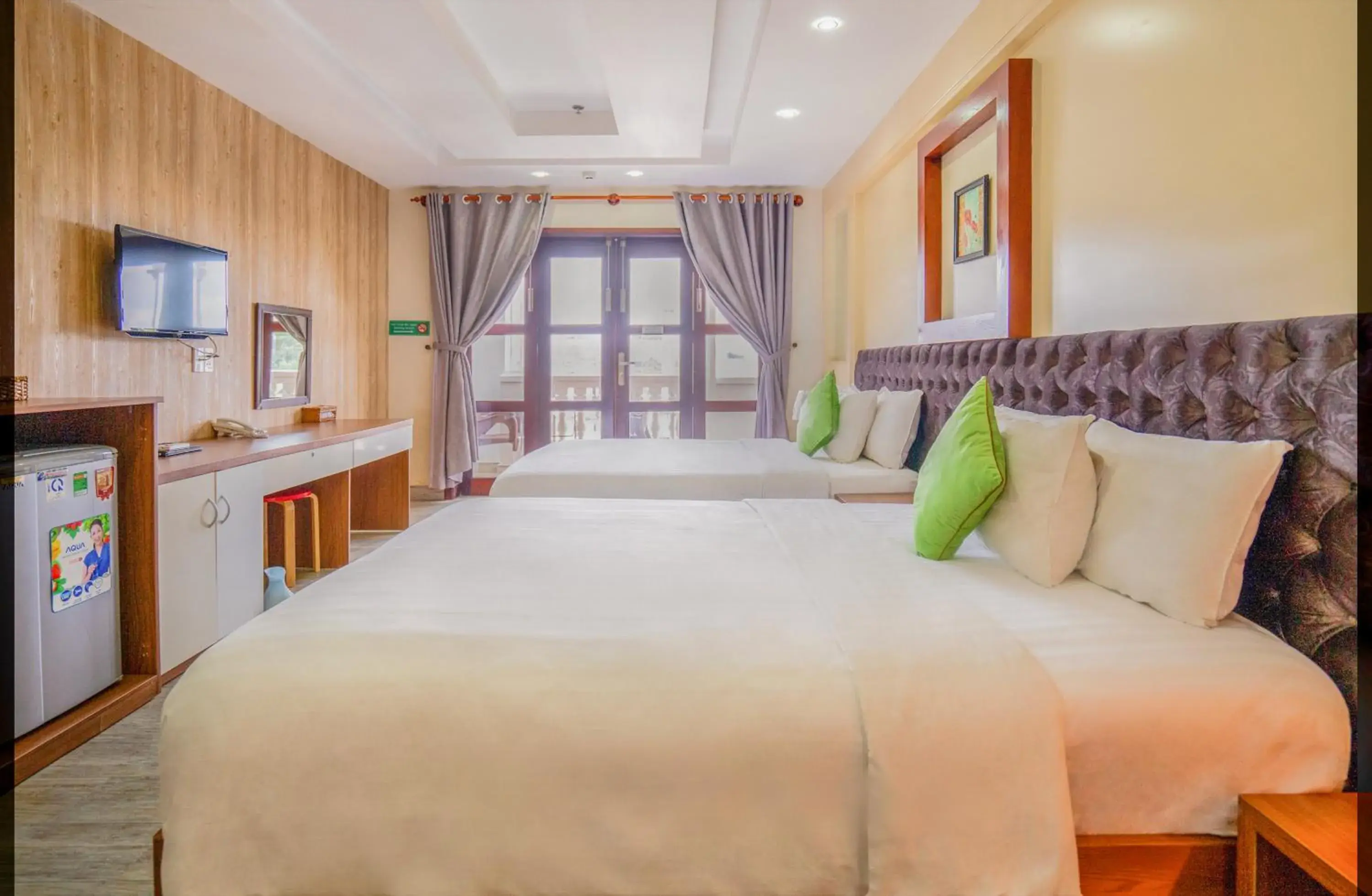 Deluxe Queen Room with Two Queen Beds in C'Lavie Hotel - Saigon Airport Hotel Deluxe Queen Room with Two Queen Beds in C'Lavie Hotel - Saigon Airport Hotel