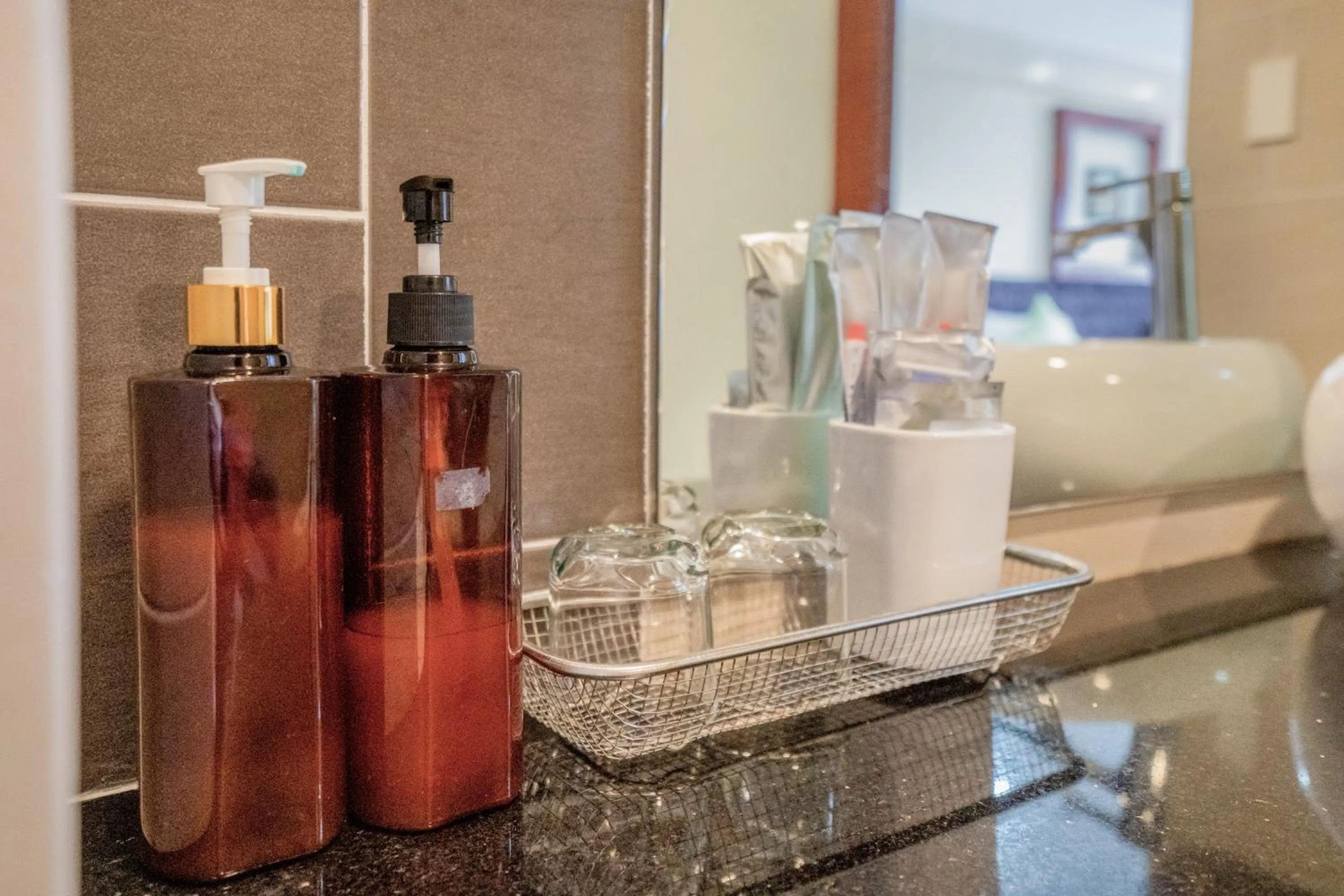 Bathroom in C'Lavie Hotel - Saigon Airport Hotel